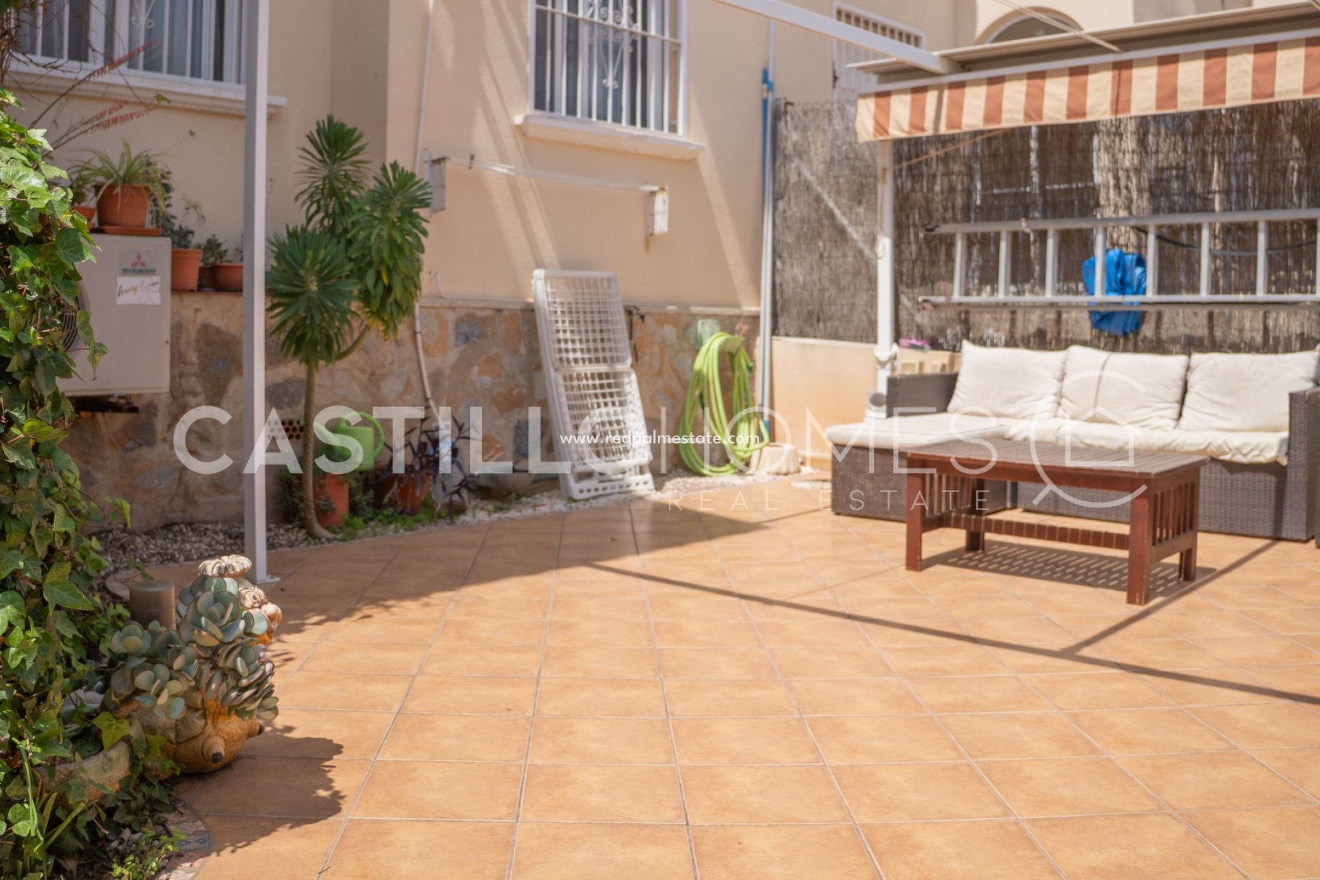 Videresalg - Bungalow -
Orihuela Costa - La Florida