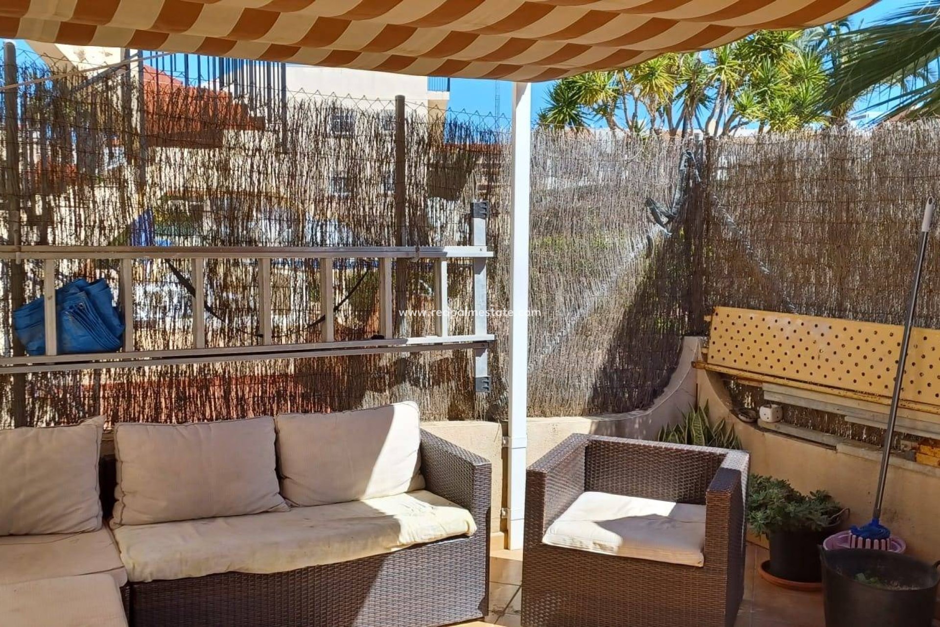 Videresalg - Bungalow -
Orihuela Costa - Los Almendros-la Florida