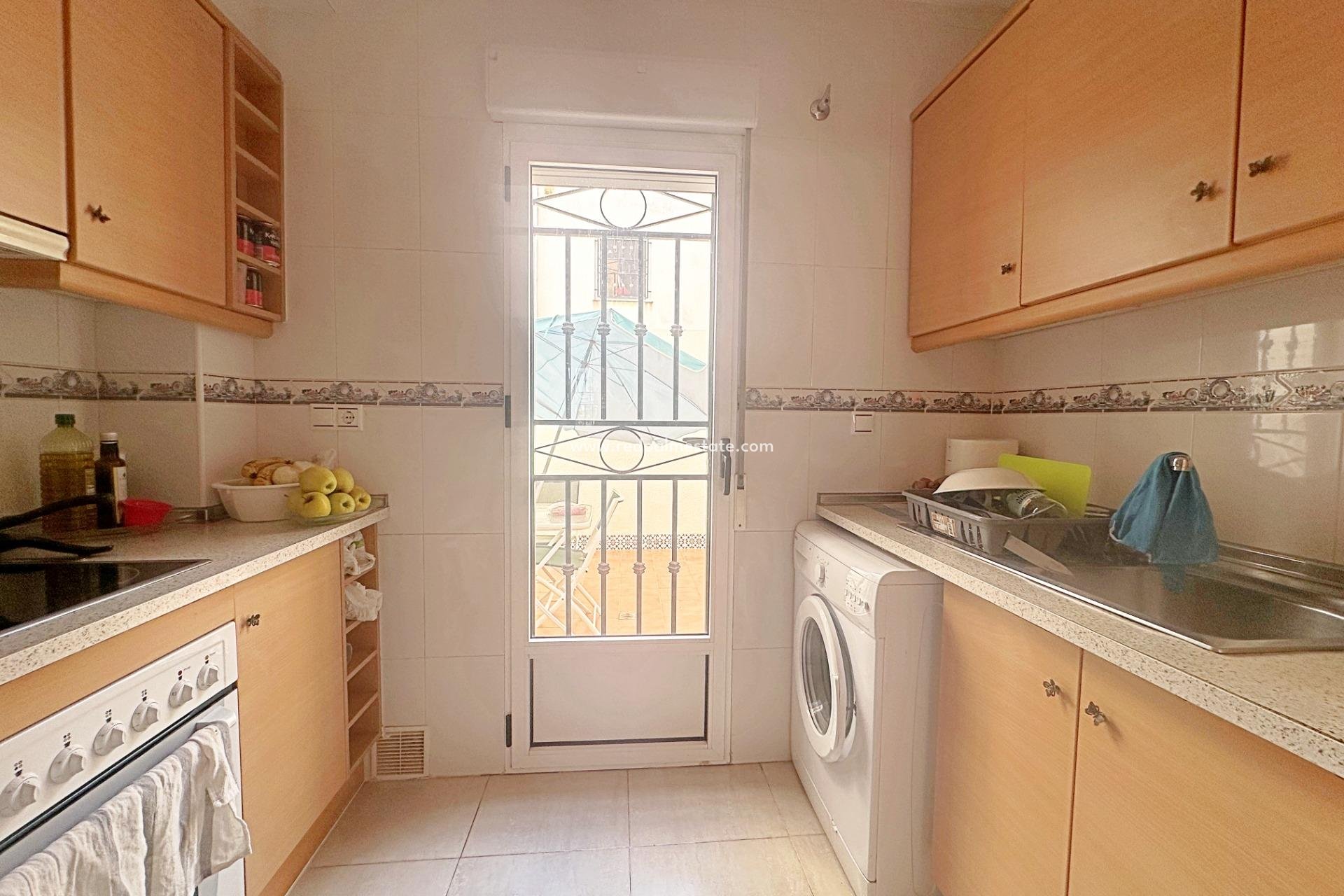 Videresalg - Bungalow -
Orihuela Costa - Los altos