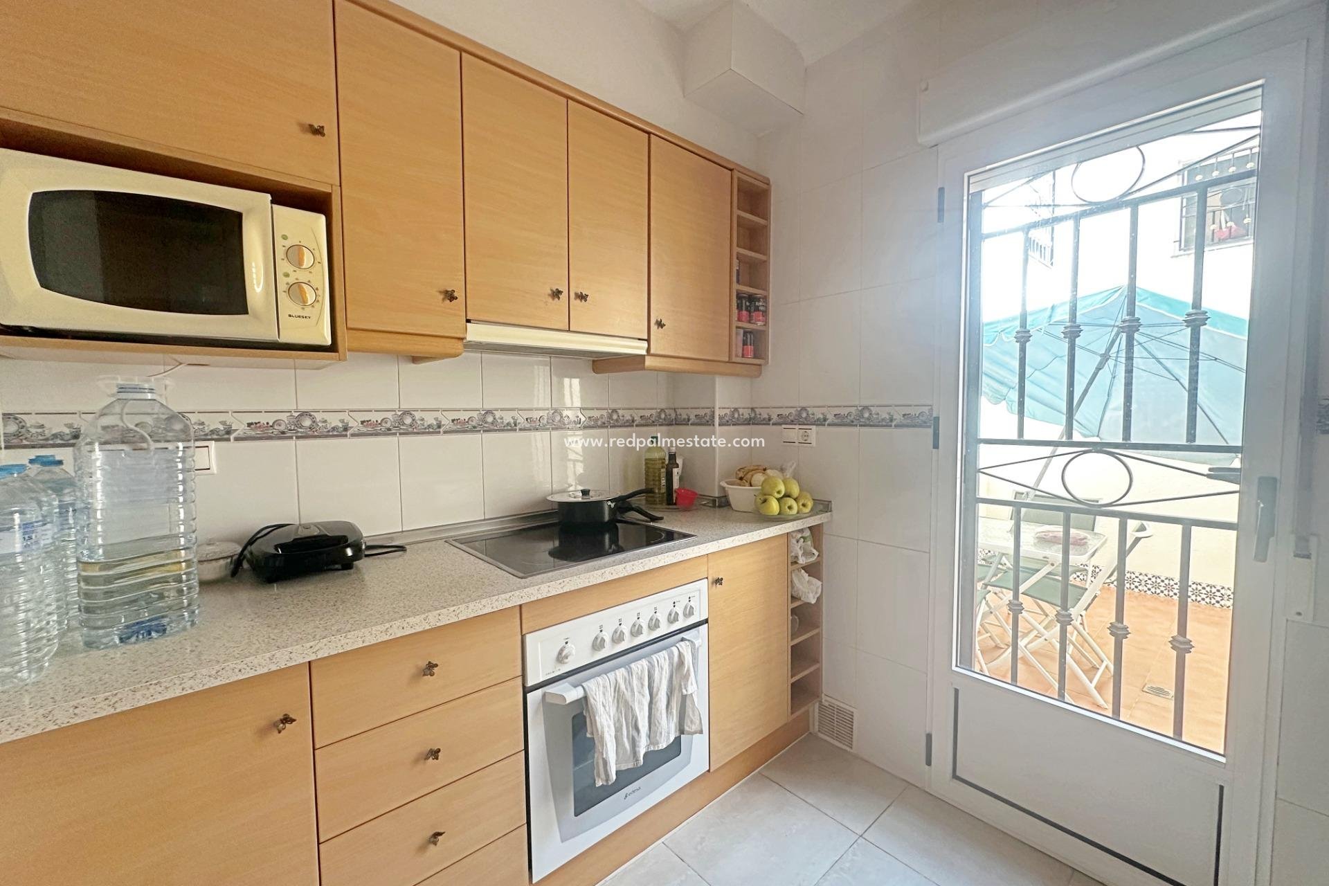 Videresalg - Bungalow -
Orihuela Costa - Los altos