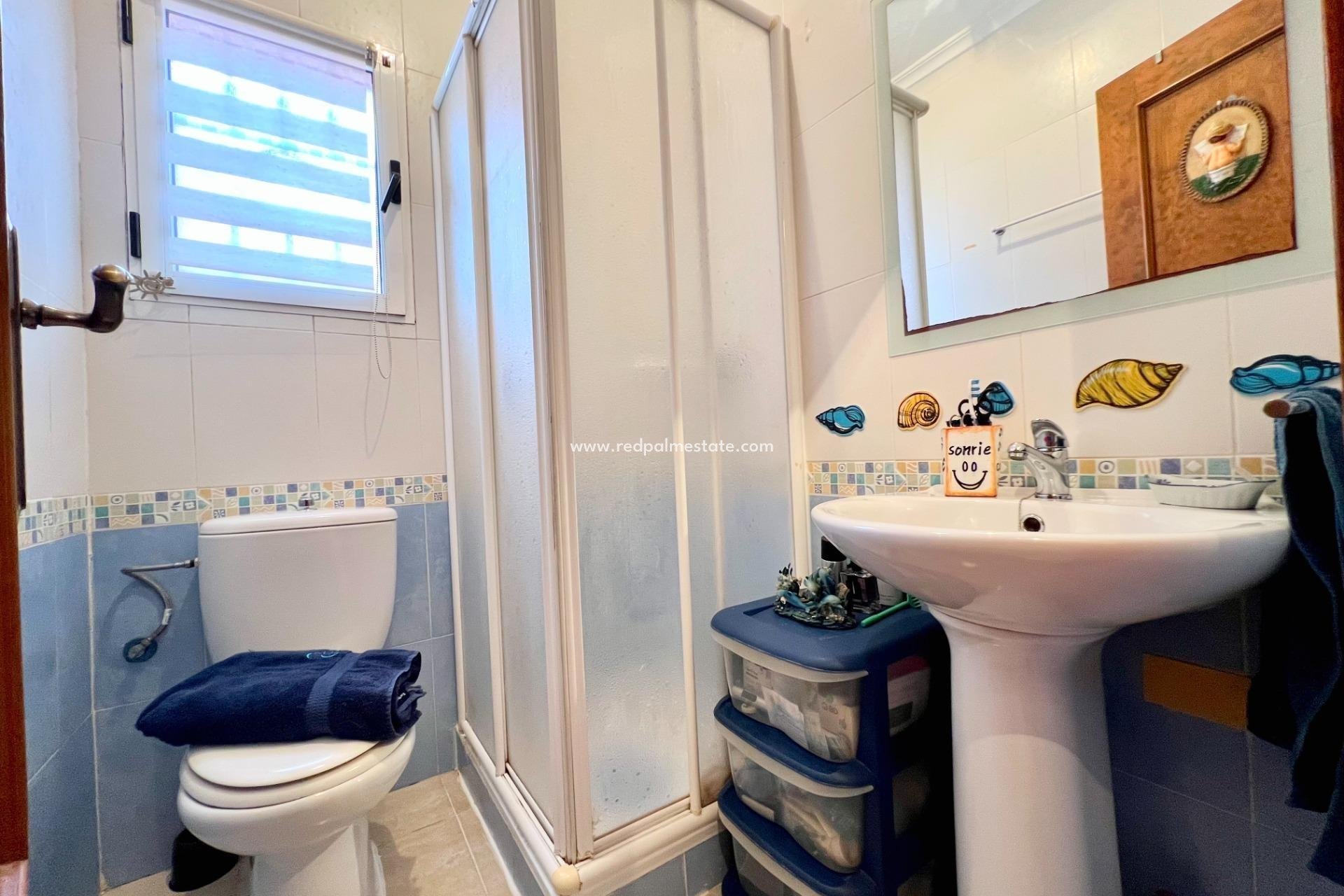 Videresalg - Bungalow -
Orihuela Costa - Los balcones