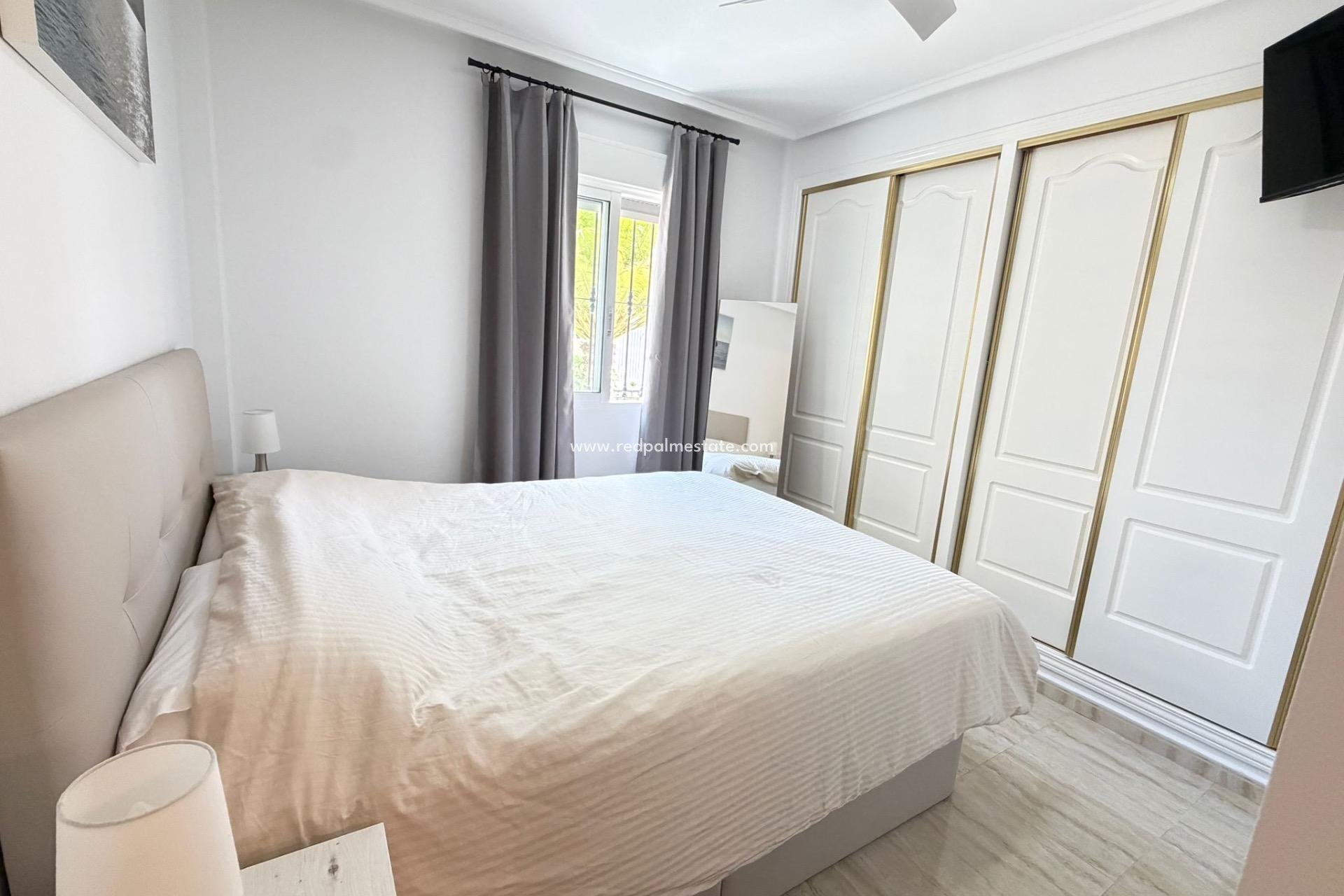 Videresalg - Bungalow -
Orihuela Costa - Los Dolses