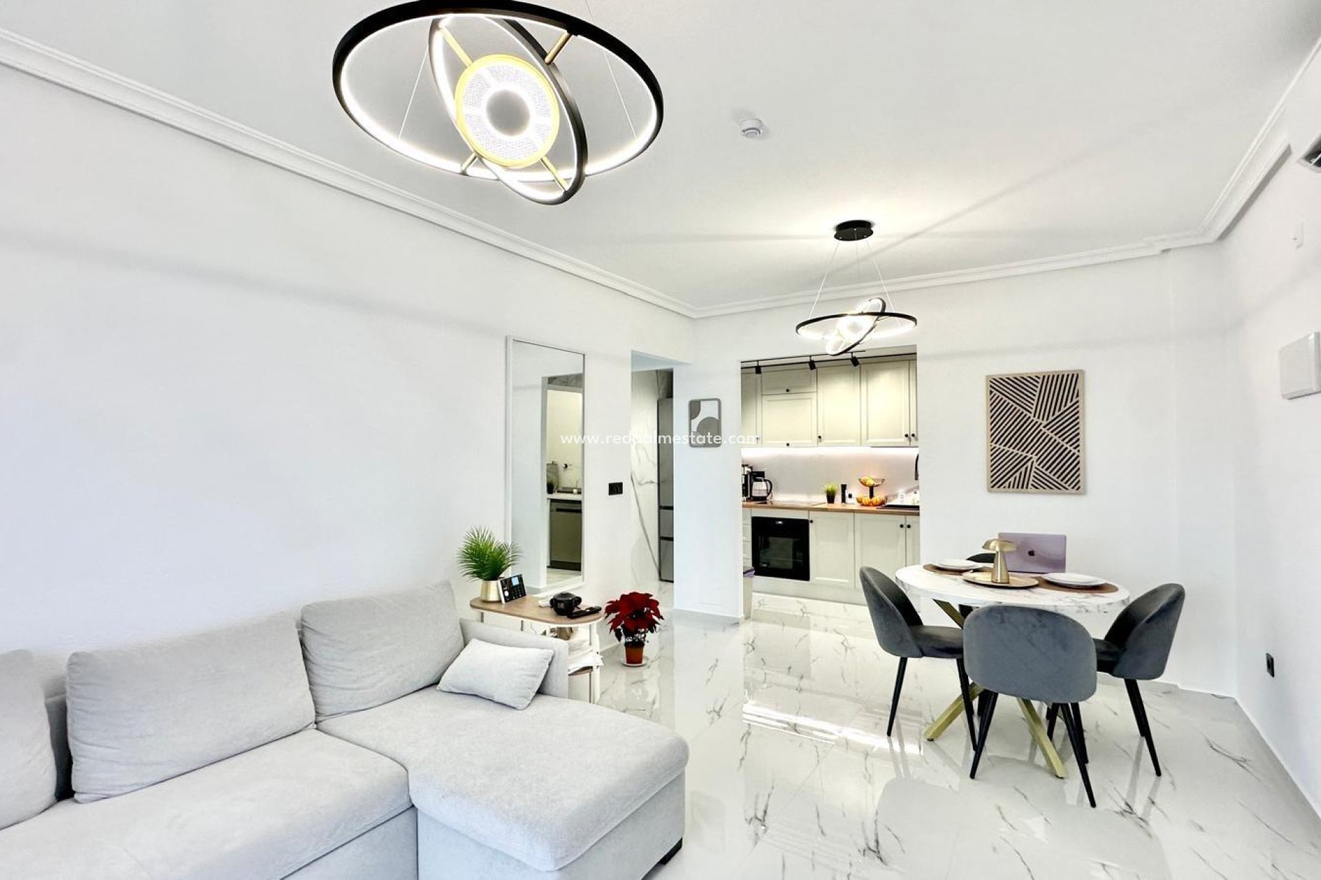 Videresalg - Bungalow -
Orihuela Costa - Playa Flamenca