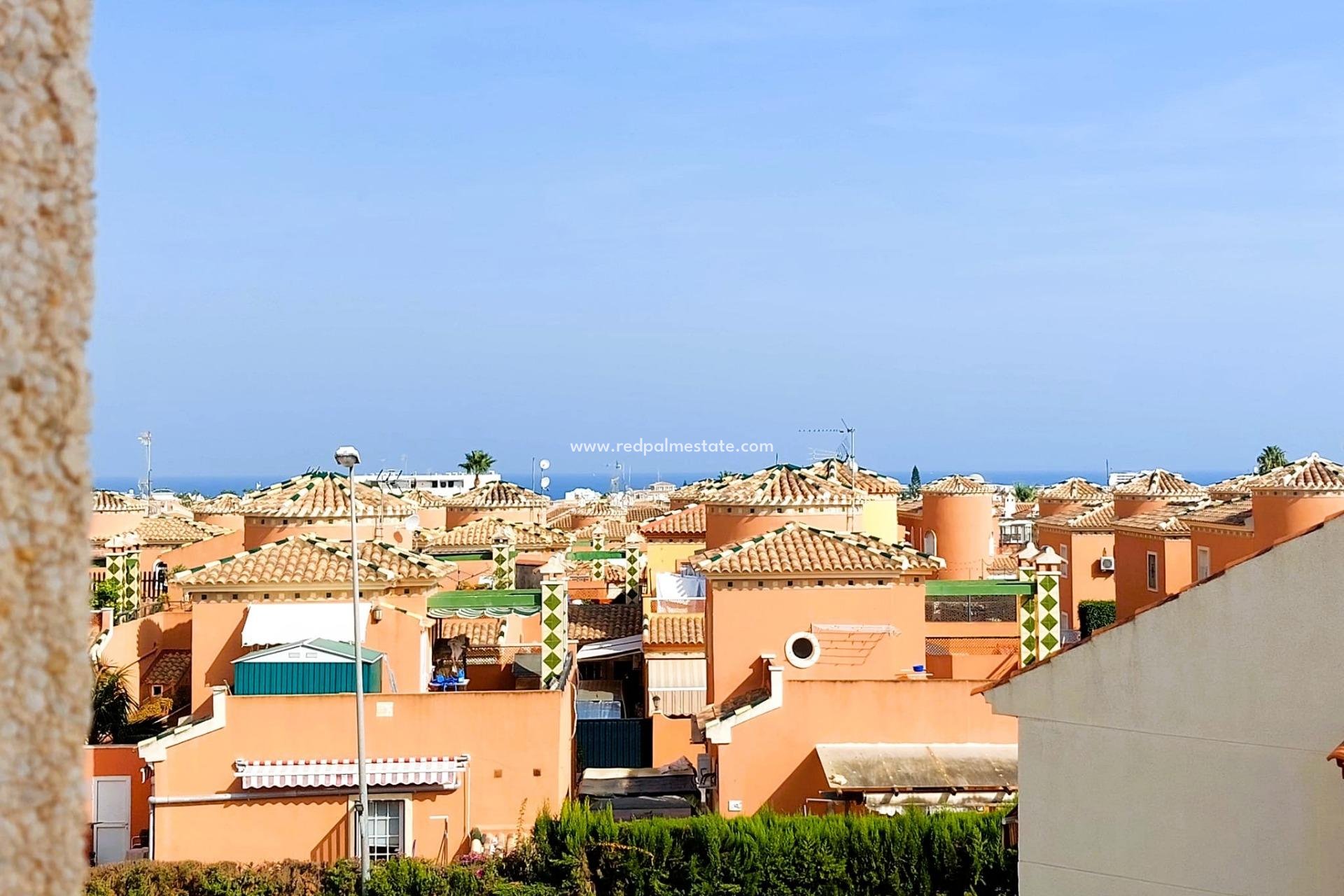 Videresalg - Bungalow -
Orihuela Costa - Playa Flamenca