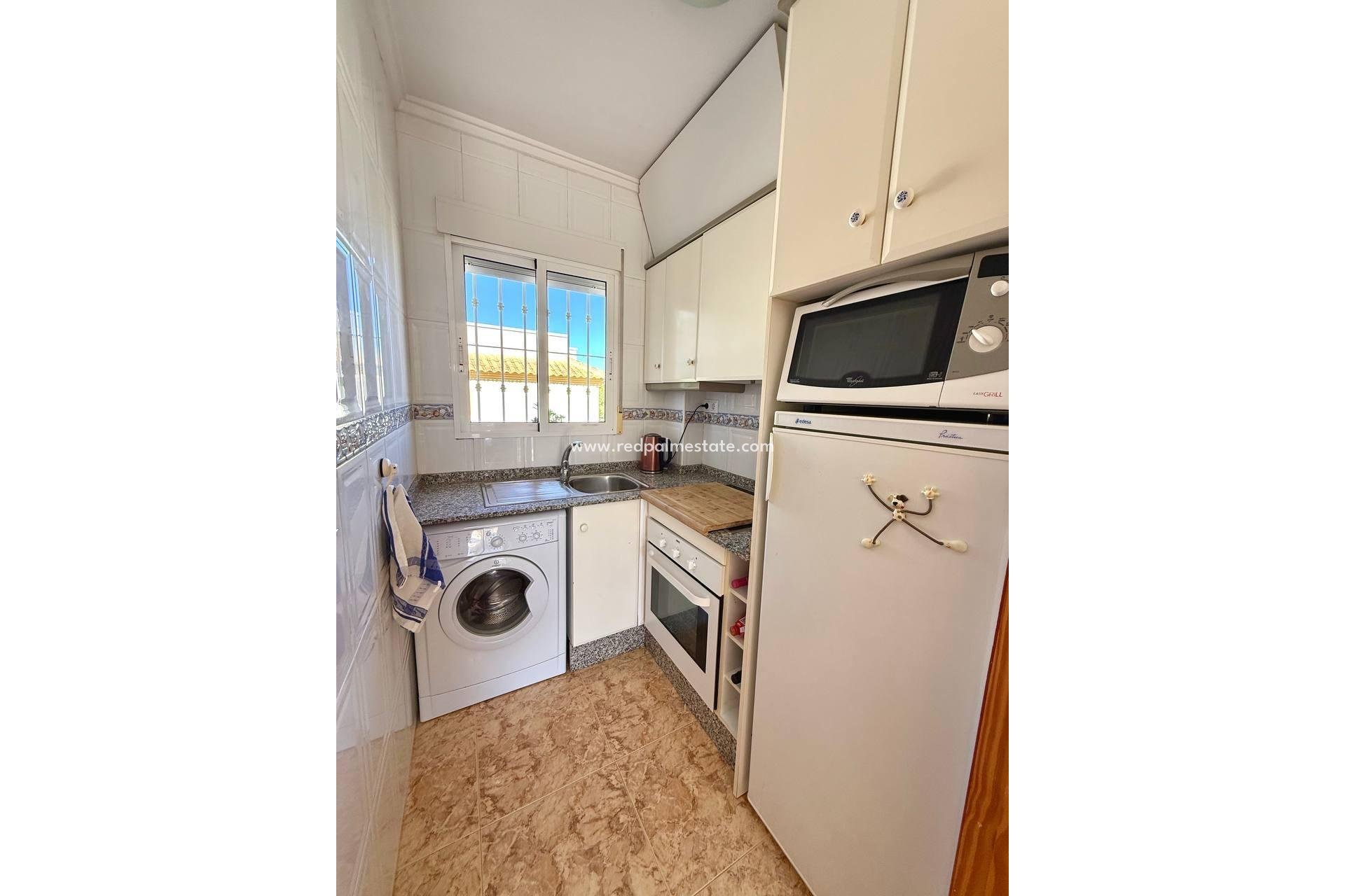 Videresalg - Bungalow -
Orihuela Costa - Rocio Del Mar