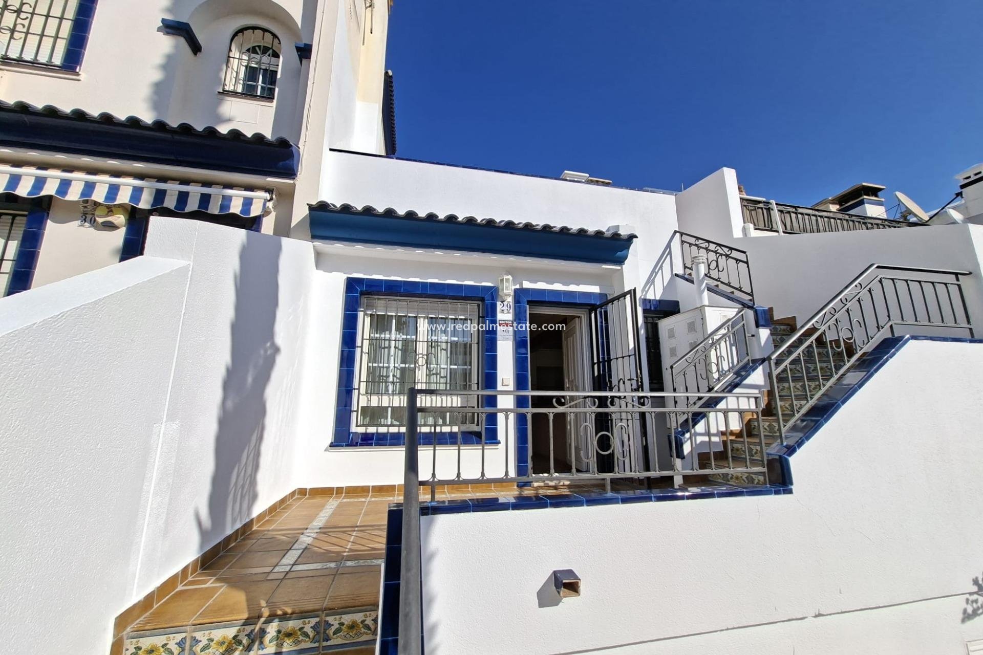 Videresalg - Bungalow -
Orihuela Costa - Villamartín
