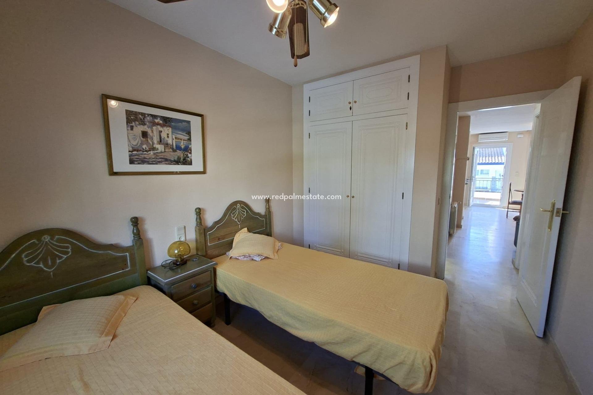 Videresalg - Bungalow -
Orihuela Costa - Villamartín
