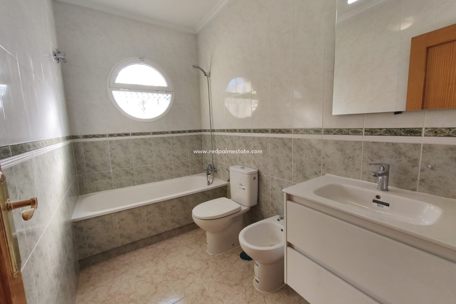 Videresalg - Bungalow -
Orihuela Costa