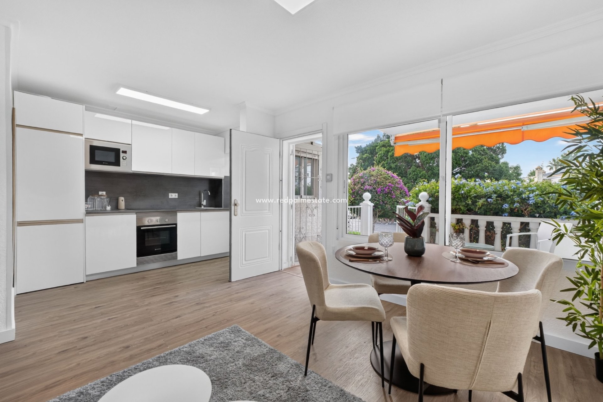 Videresalg - Bungalow -
Orihuela - Inland