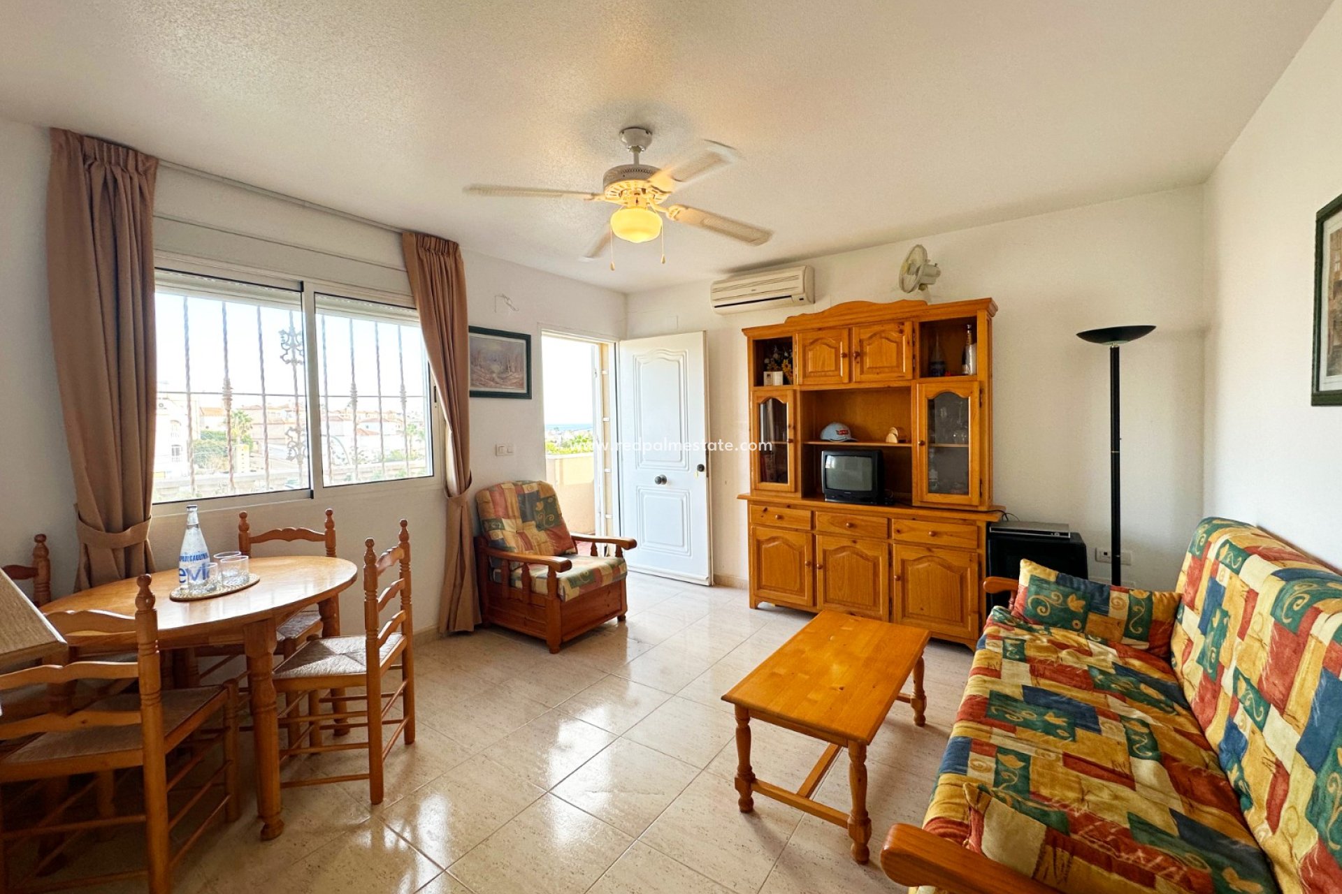 Videresalg - Bungalow -
San Miguel de Salinas - Inland