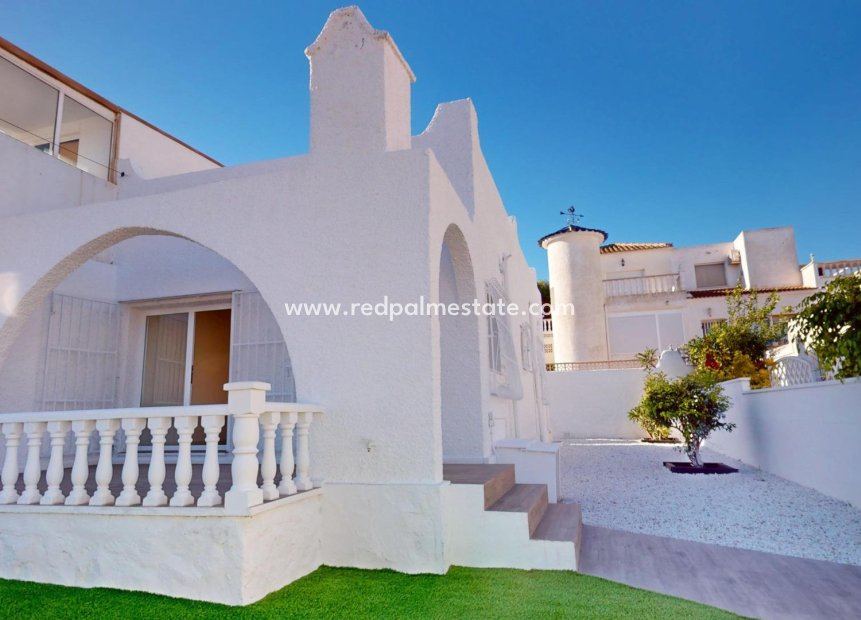 Videresalg - Bungalow -
San Miguel de Salinas - Inland