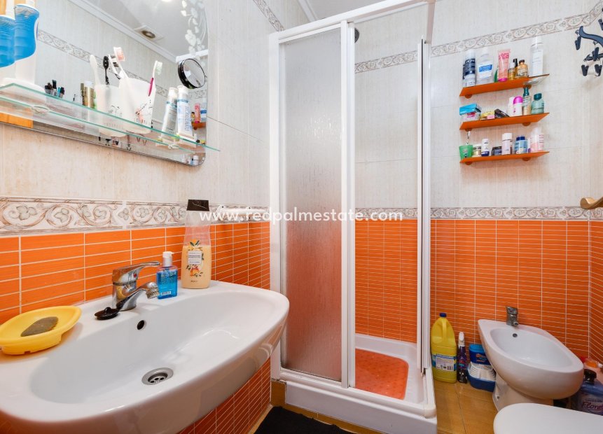 Videresalg - Bungalow -
Torrevieja - Aguas Nueva