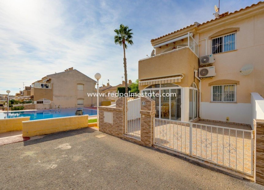 Videresalg - Bungalow -
Torrevieja - Aguas Nueva