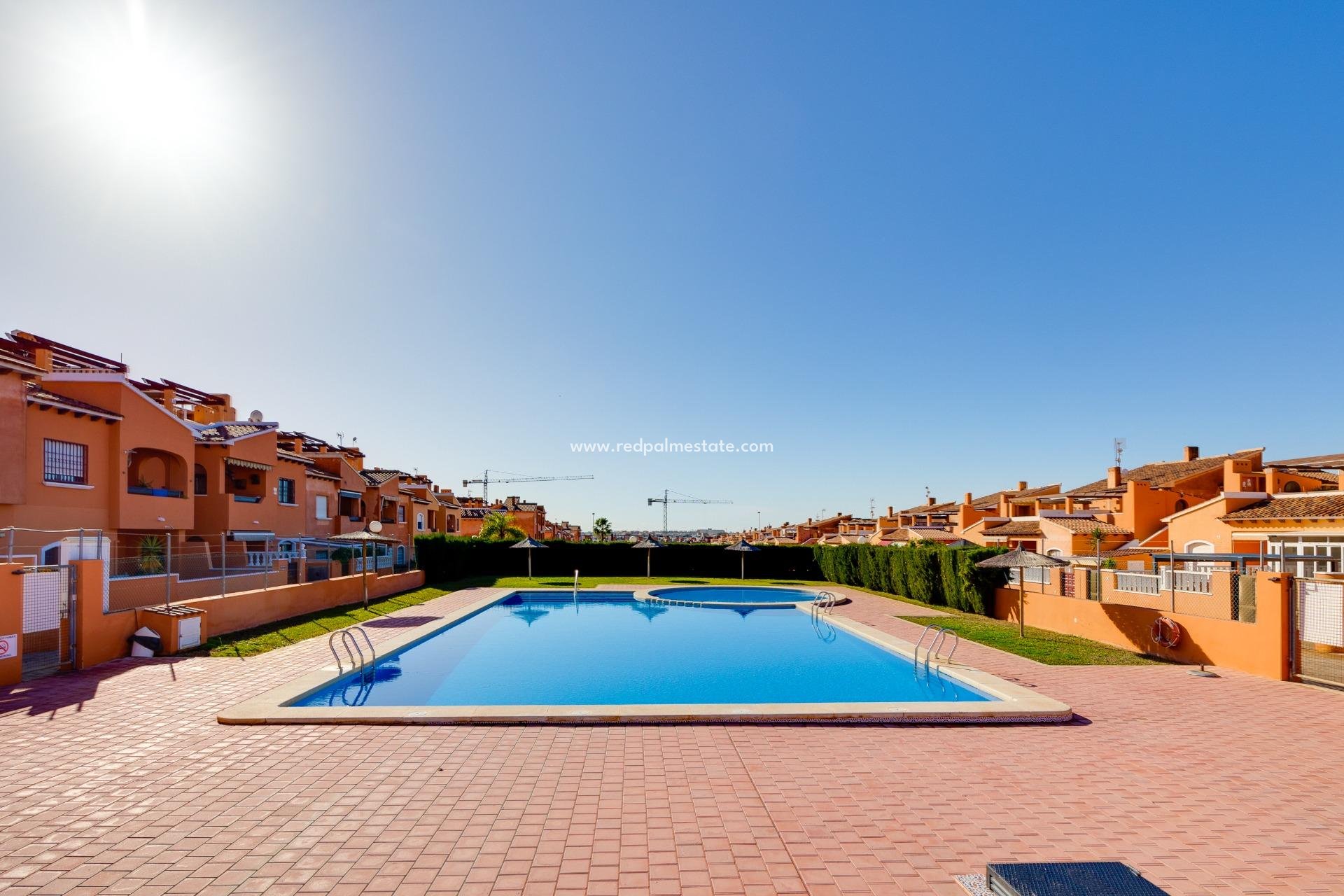 Videresalg - Bungalow -
Torrevieja - Aguas Nueva
