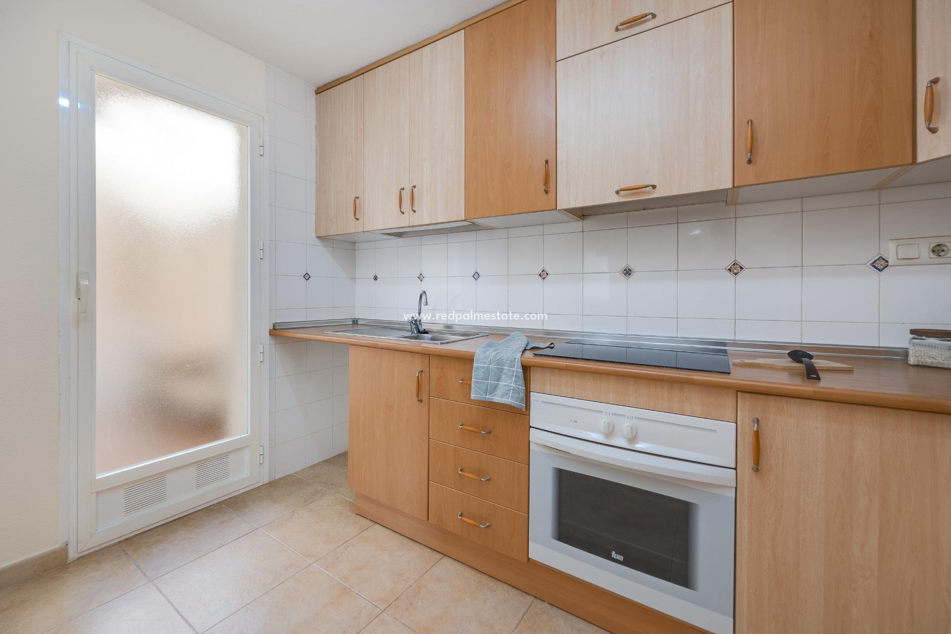 Videresalg - Bungalow -
Torrevieja - Aguas Nueva