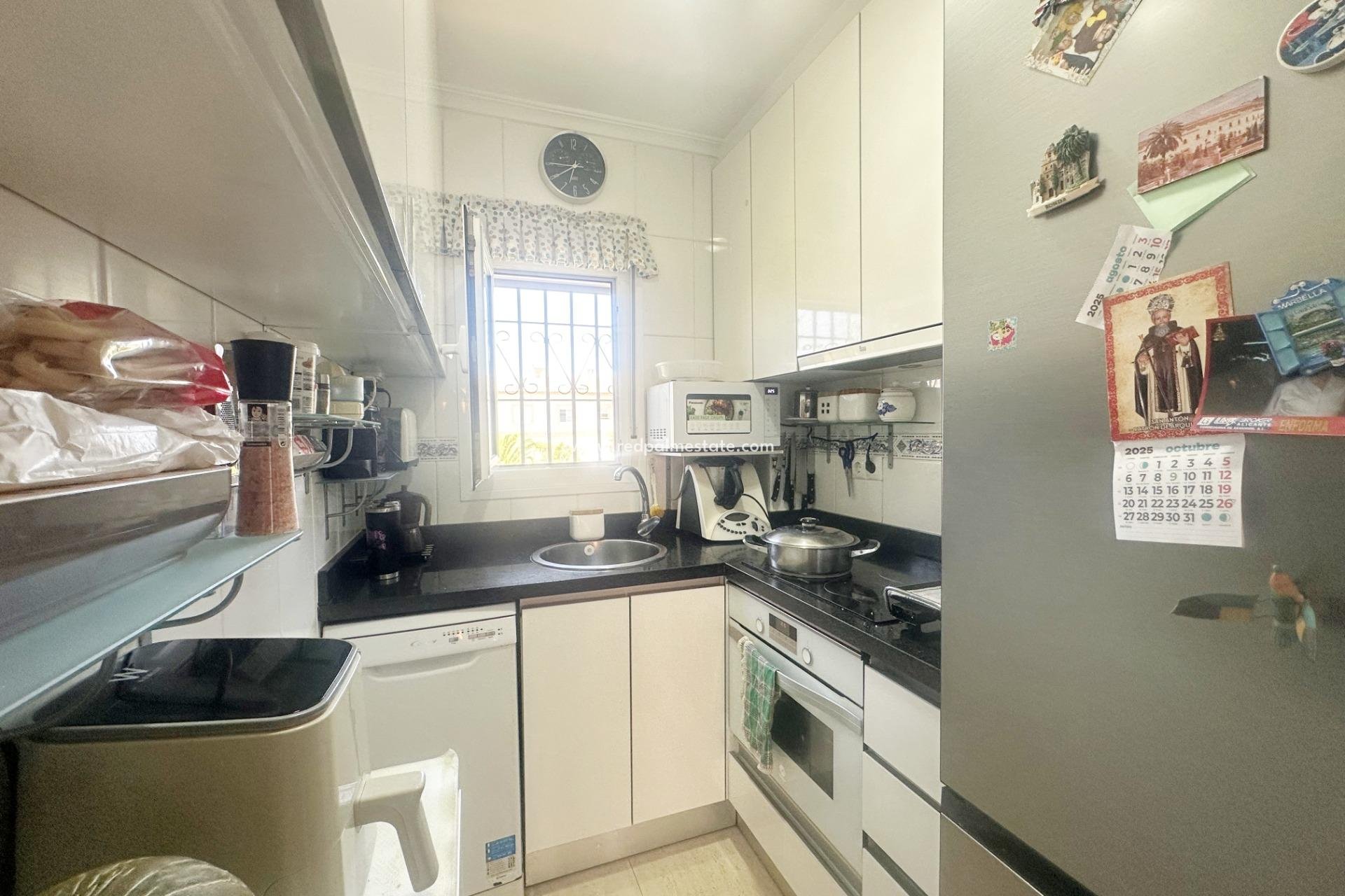 Videresalg - Bungalow -
Torrevieja - Aguas Nuevas