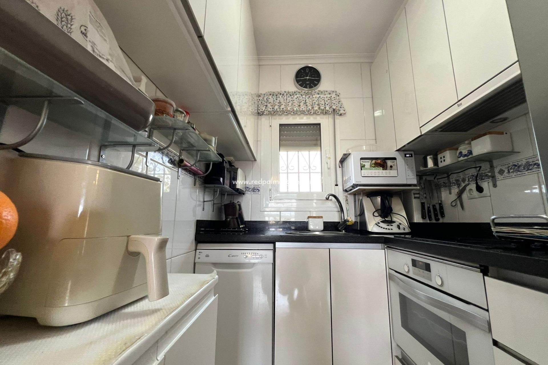 Videresalg - Bungalow -
Torrevieja - Aguas Nuevas
