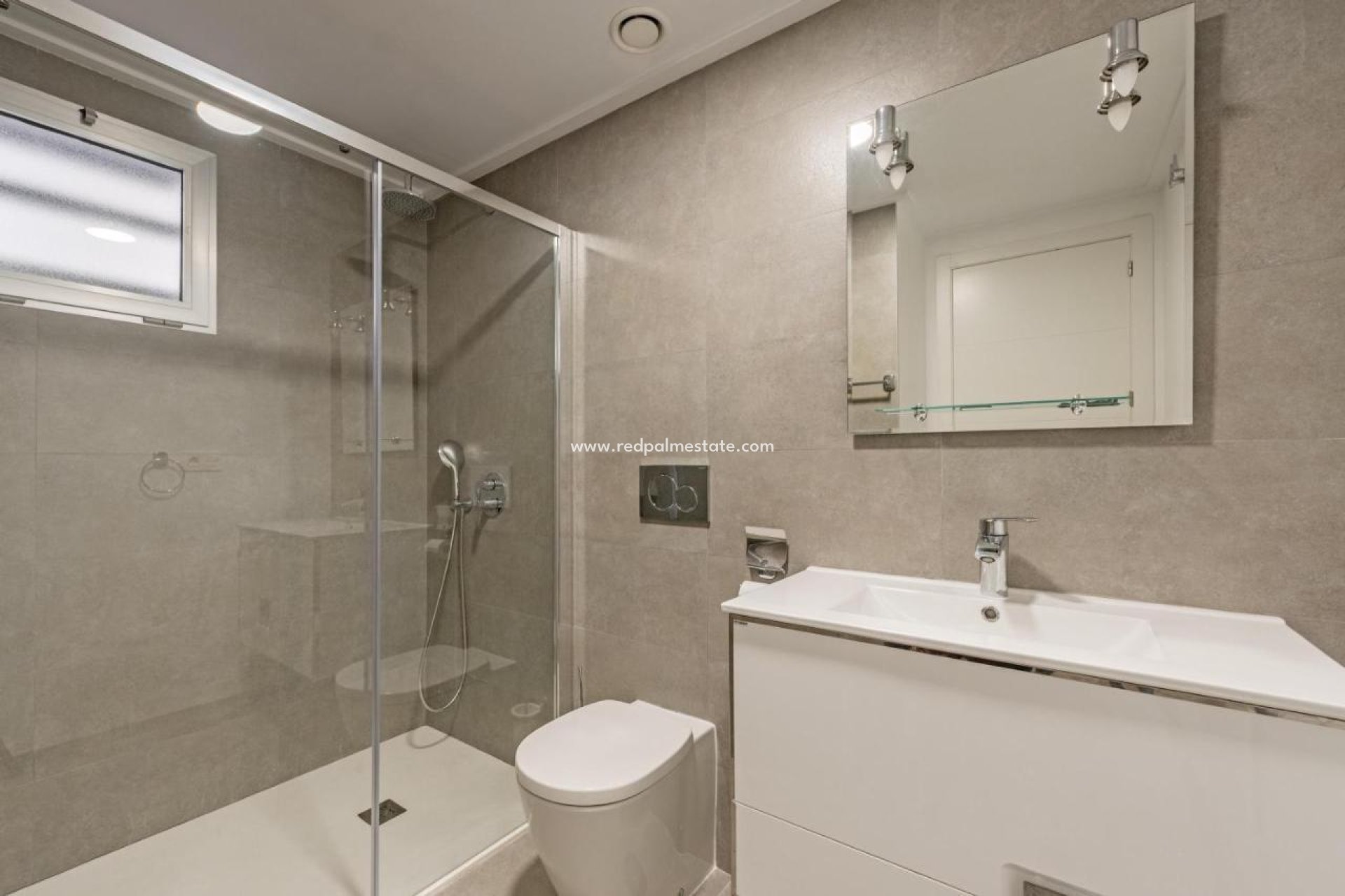 Videresalg - Bungalow -
Torrevieja - Auguas Neuvas