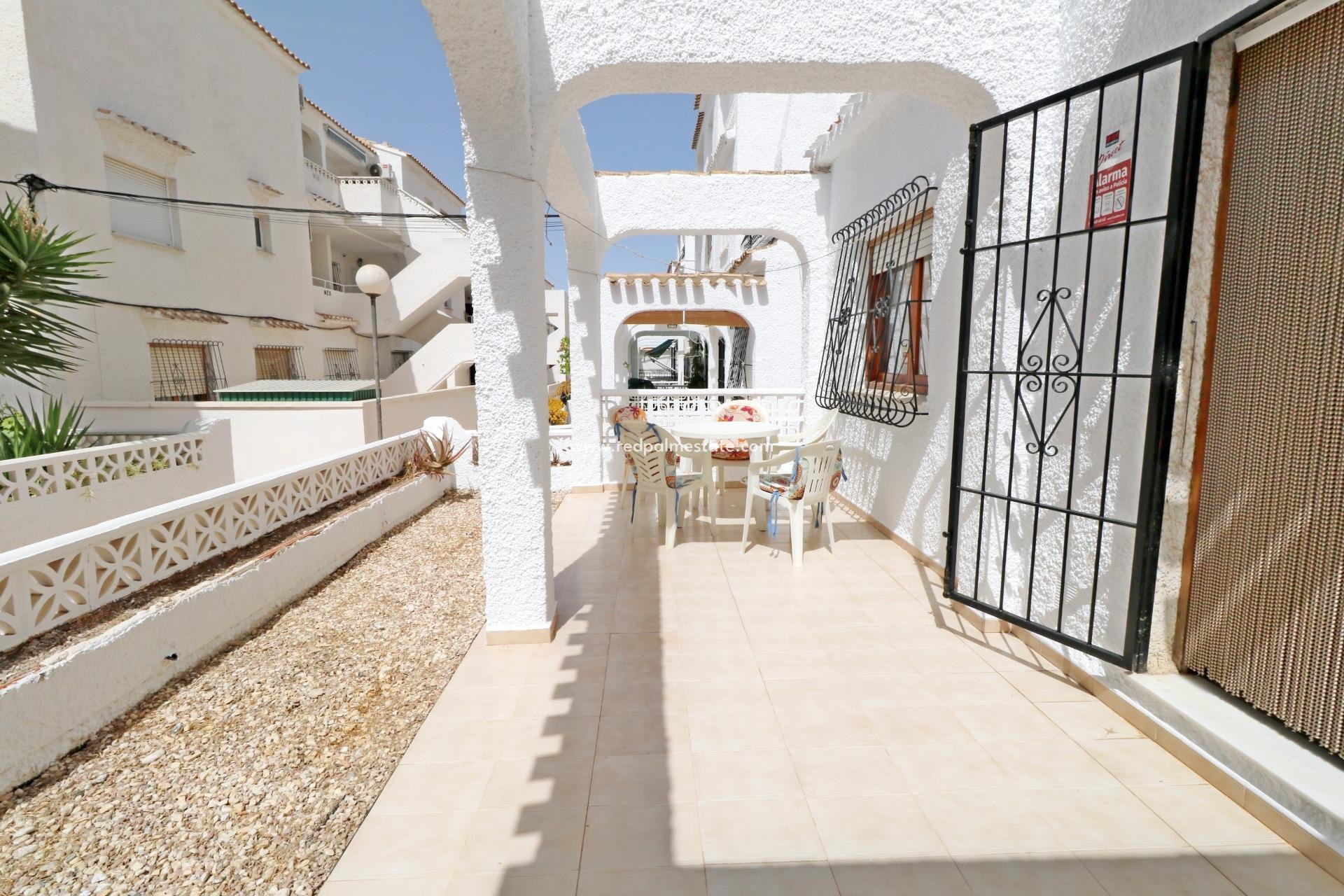 Videresalg - Bungalow -
Torrevieja - El Acequión - Los Náufragos