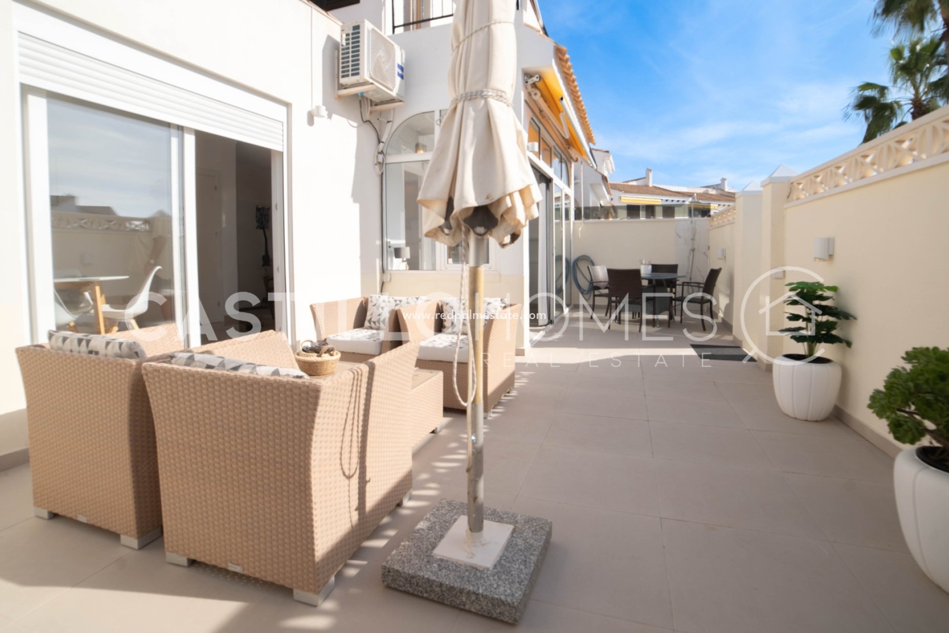 Videresalg - Bungalow -
Torrevieja - La Mata