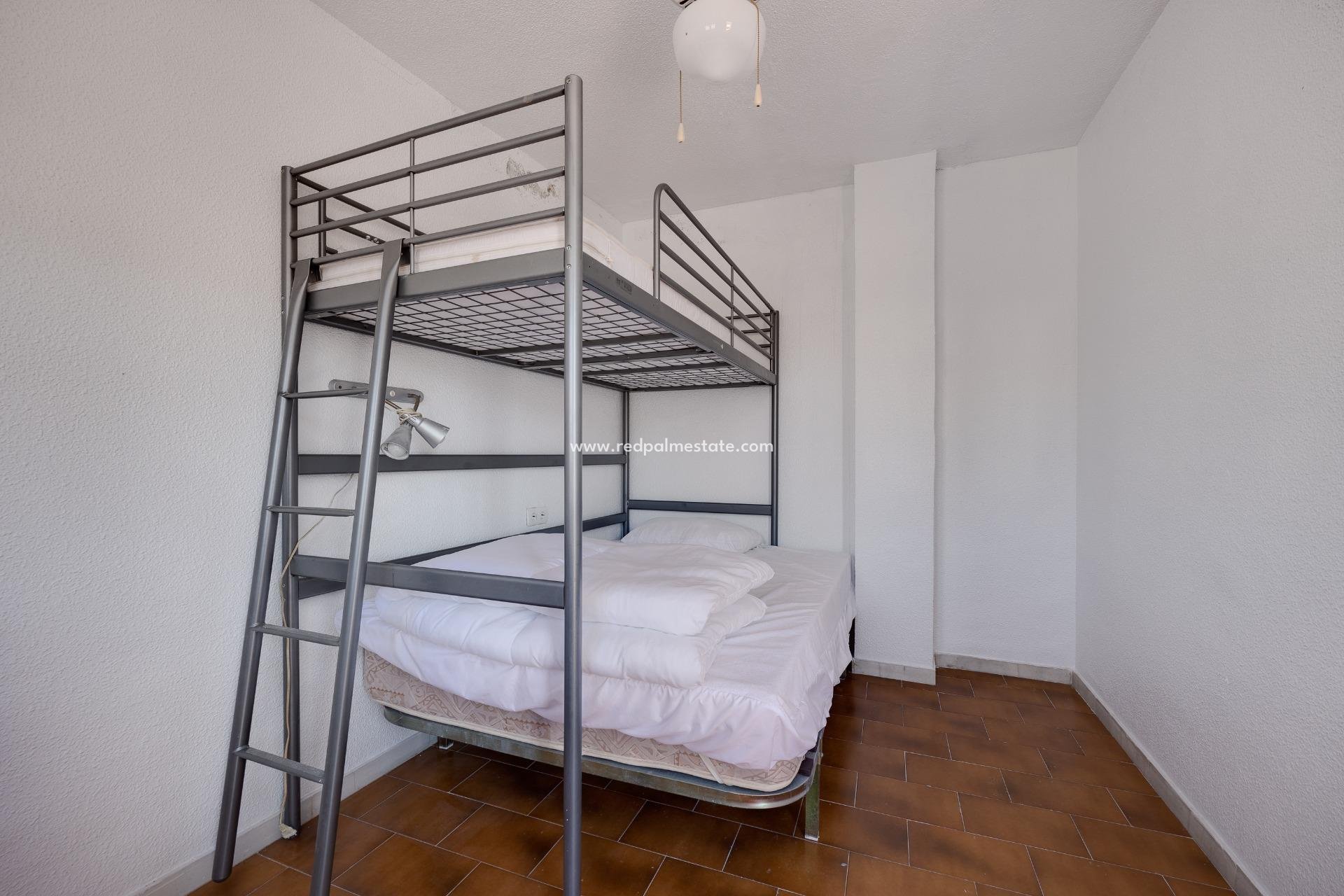 Videresalg - Bungalow -
Torrevieja - La Mata