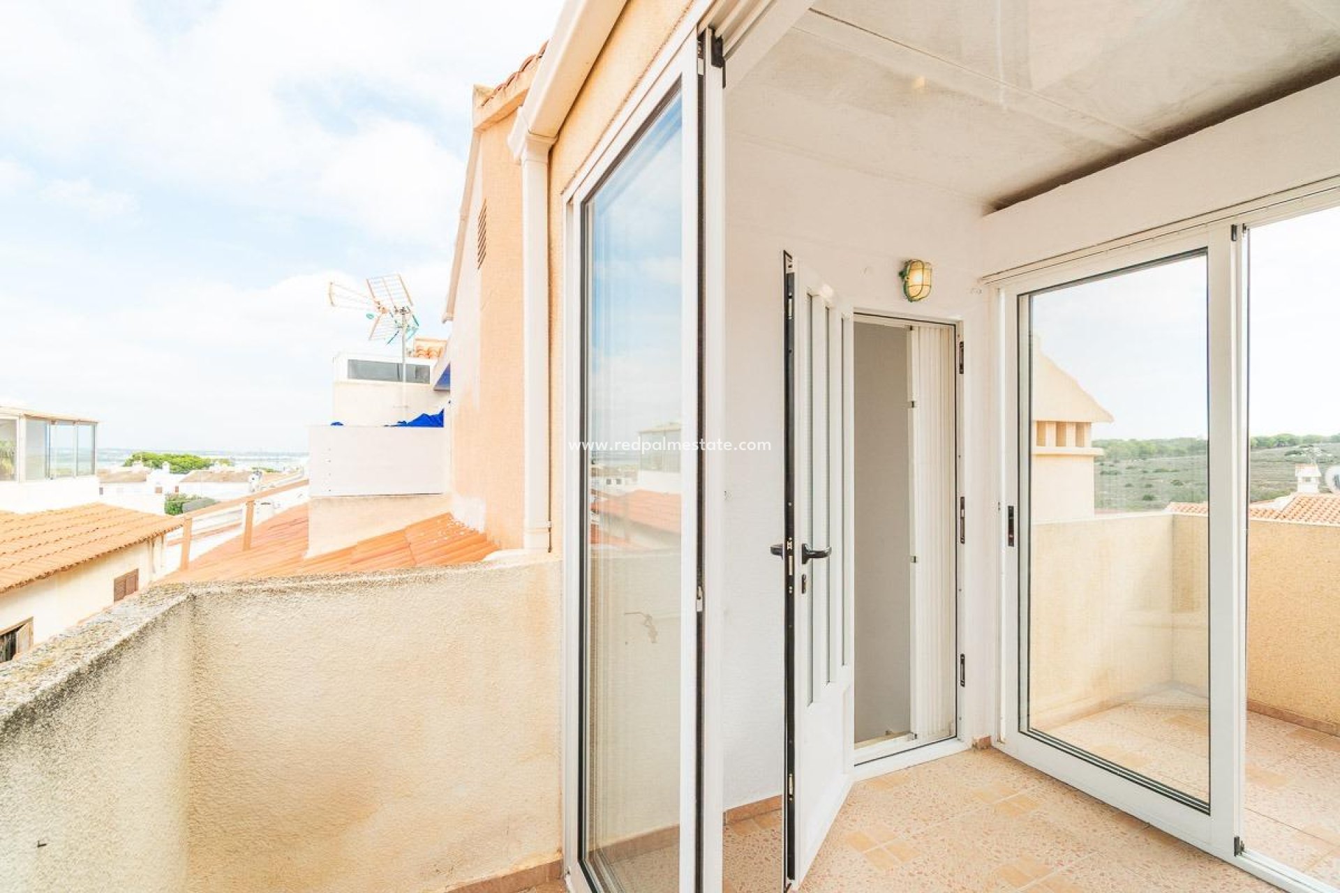 Videresalg - Bungalow -
Torrevieja - La Siesta - El Salado - Torreta