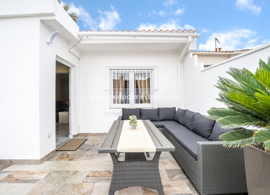 Videresalg - Bungalow -
Torrevieja - La Siesta - El Salado - Torreta