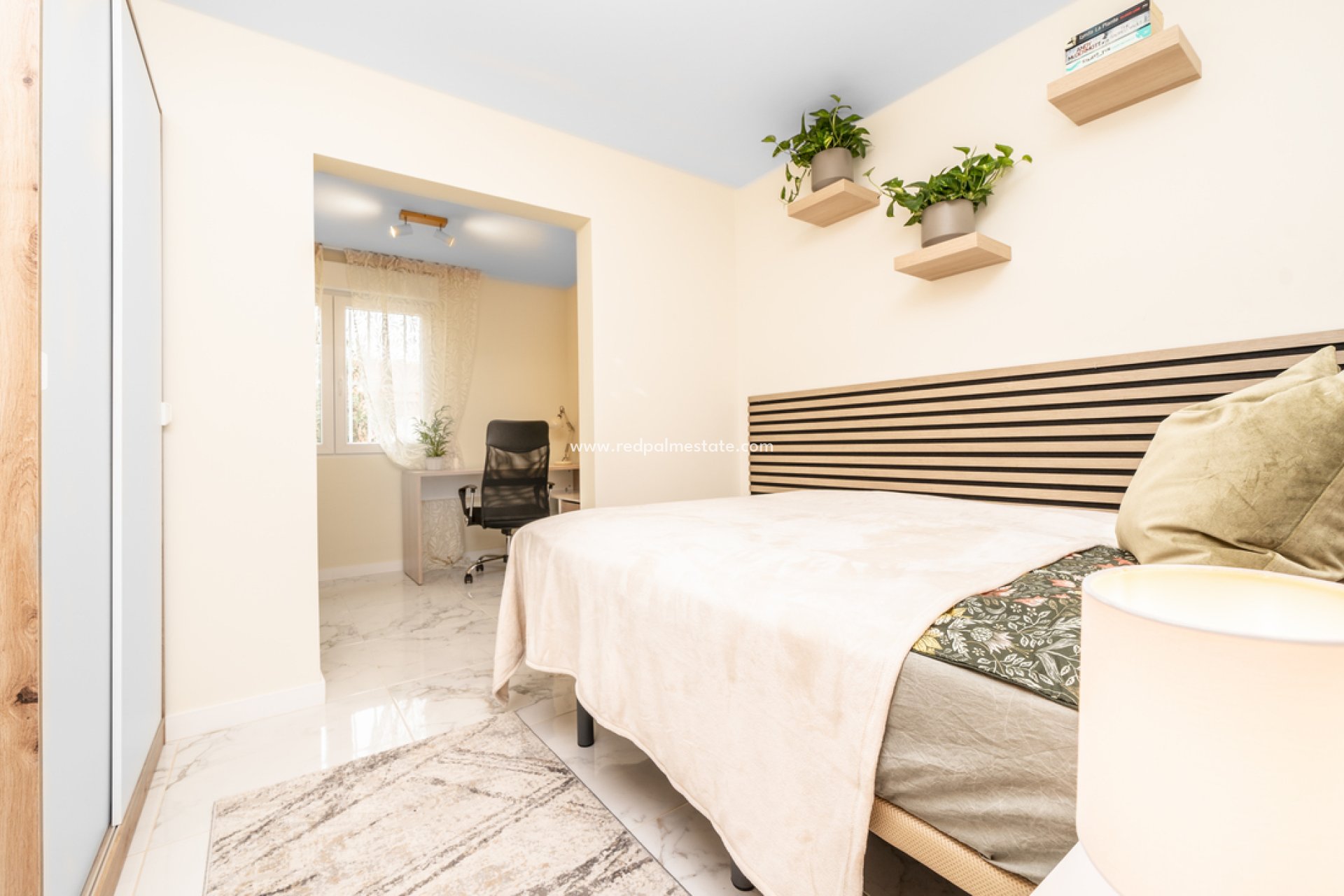 Videresalg - Bungalow -
Torrevieja - La Siesta - El Salado - Torreta