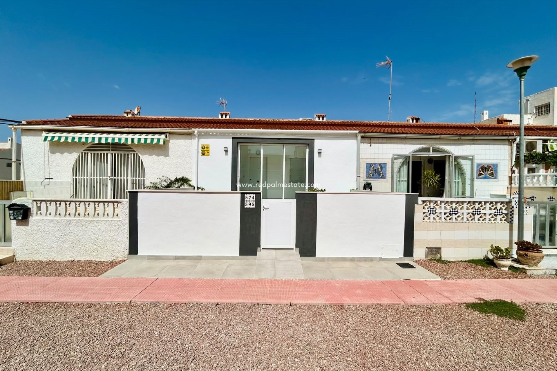 Videresalg - Bungalow -
Torrevieja - La Siesta - El Salado - Torreta