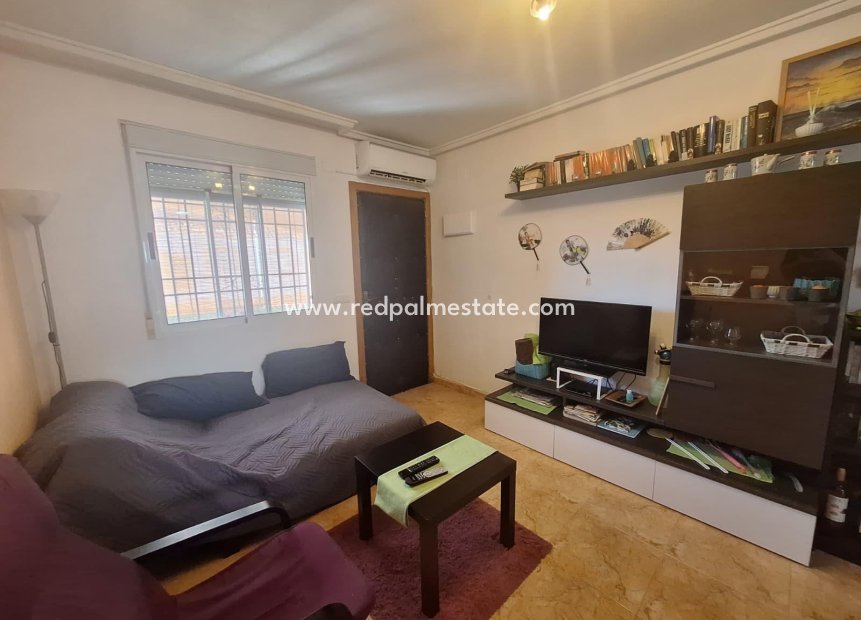 Videresalg - Bungalow -
Torrevieja - La Siesta - El Salado -  Torreta