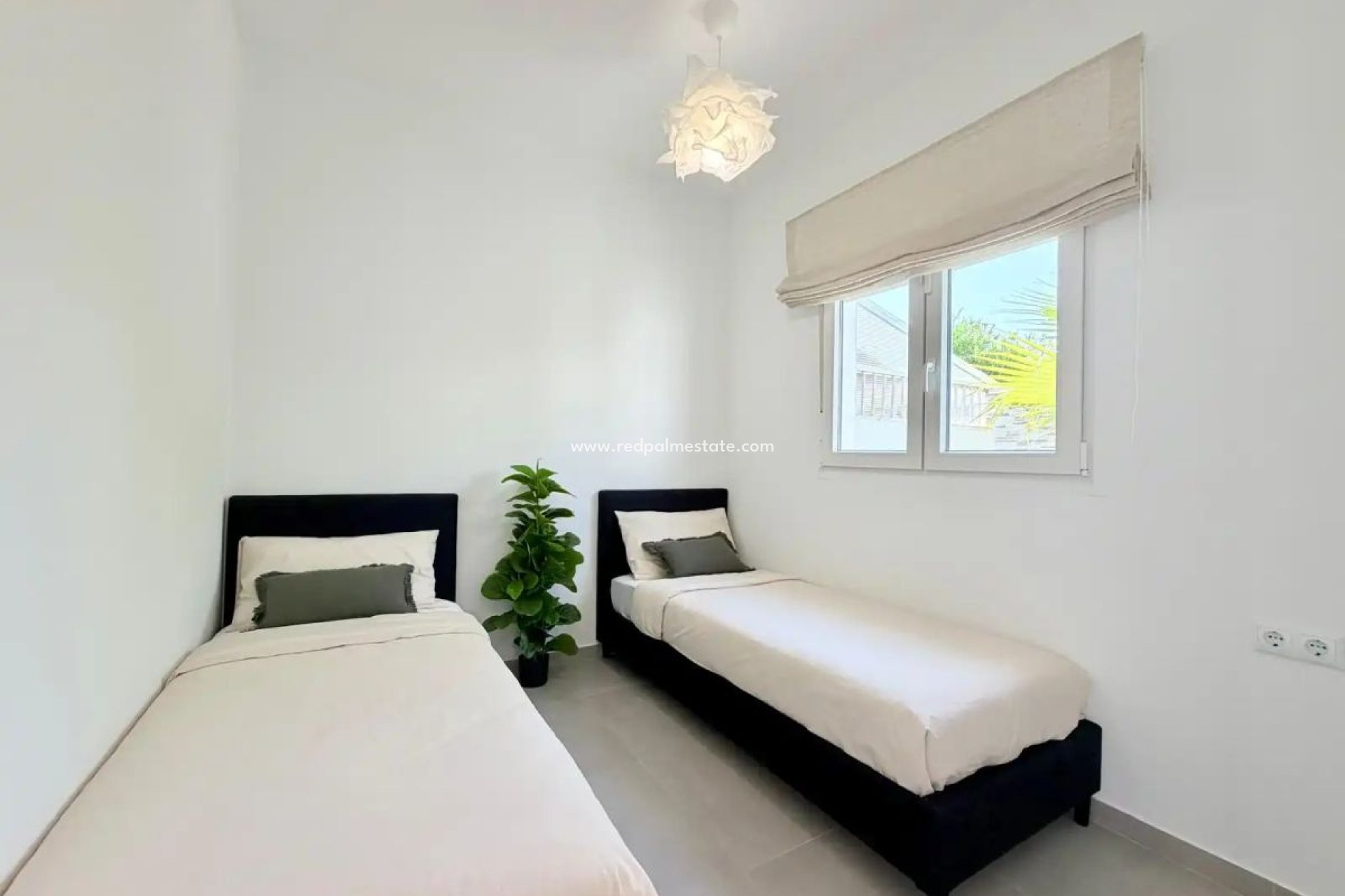 Videresalg - Bungalow -
Torrevieja - La Siesta - El Salado - Torreta