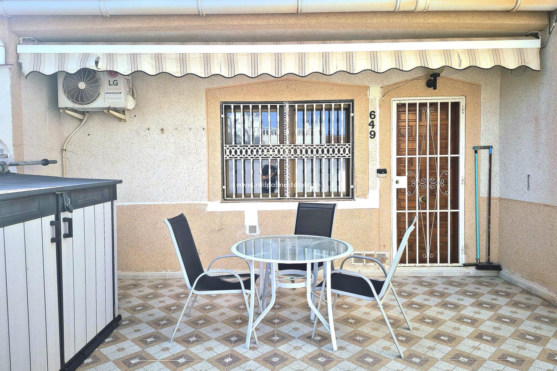 Videresalg - Bungalow -
Torrevieja - La Siesta - El Salado - Torreta