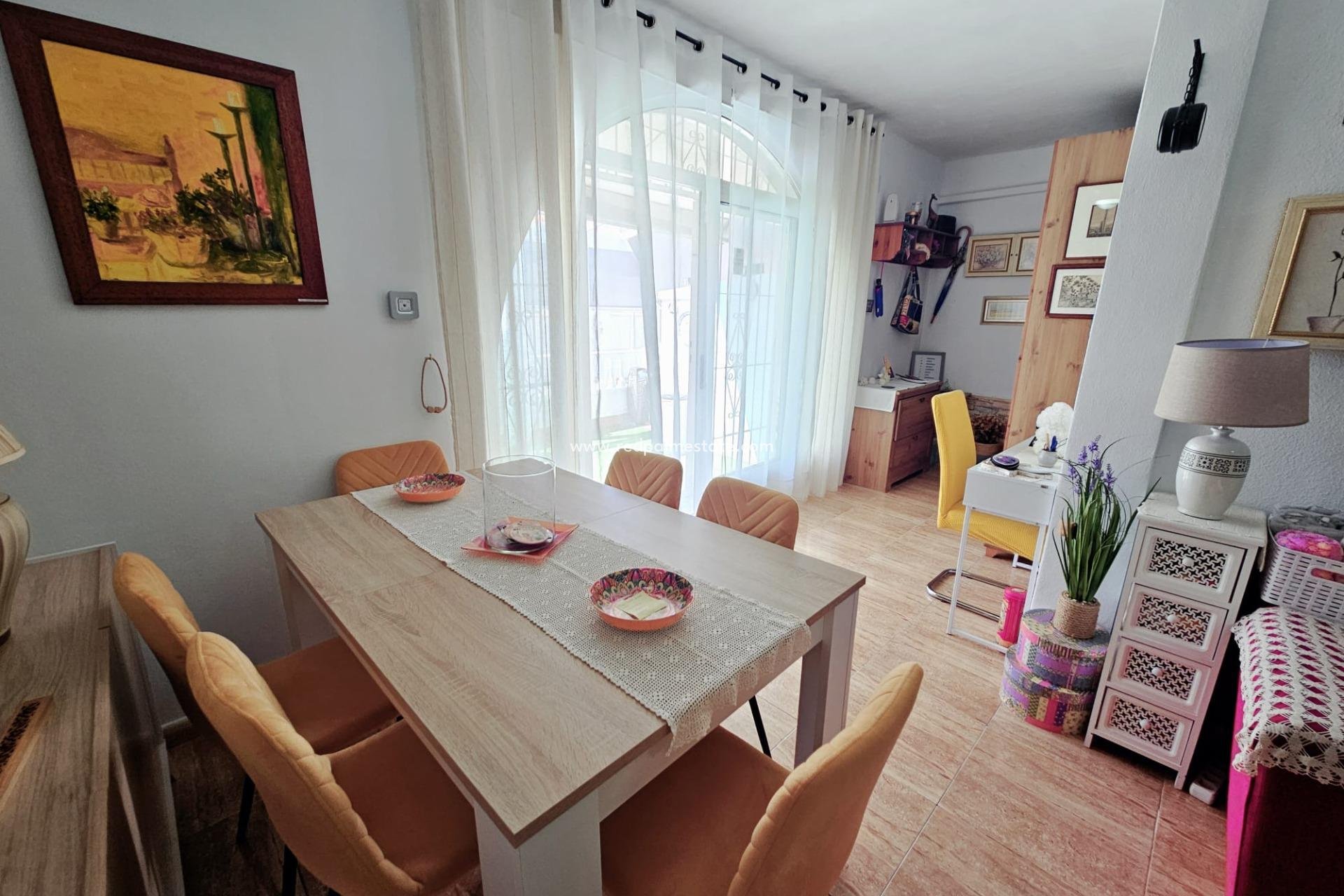 Videresalg - Bungalow -
Torrevieja - La Siesta - El Salado -  Torreta