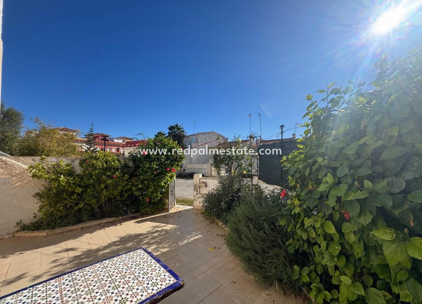 Videresalg - Bungalow -
Torrevieja - La Siesta - El Salado - Torreta
