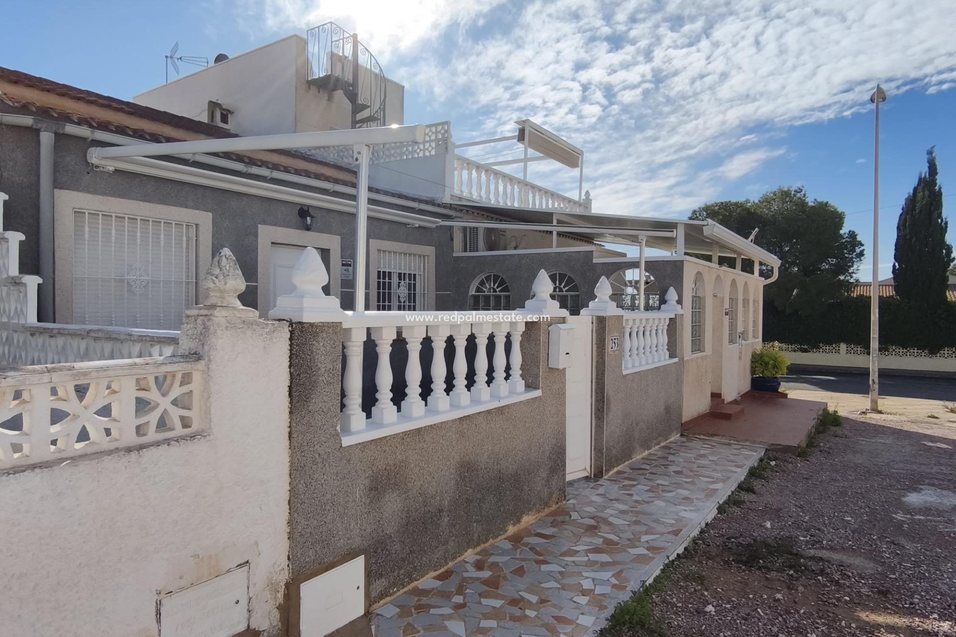Videresalg - Bungalow -
Torrevieja - La Siesta - El Salado - Torreta