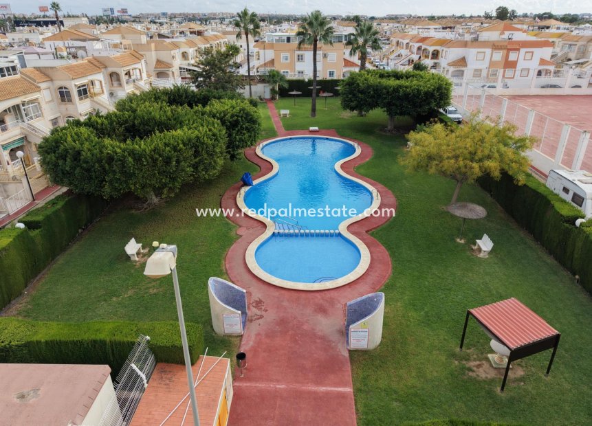 Videresalg - Bungalow -
Torrevieja - La Siesta - El Salado -  Torreta