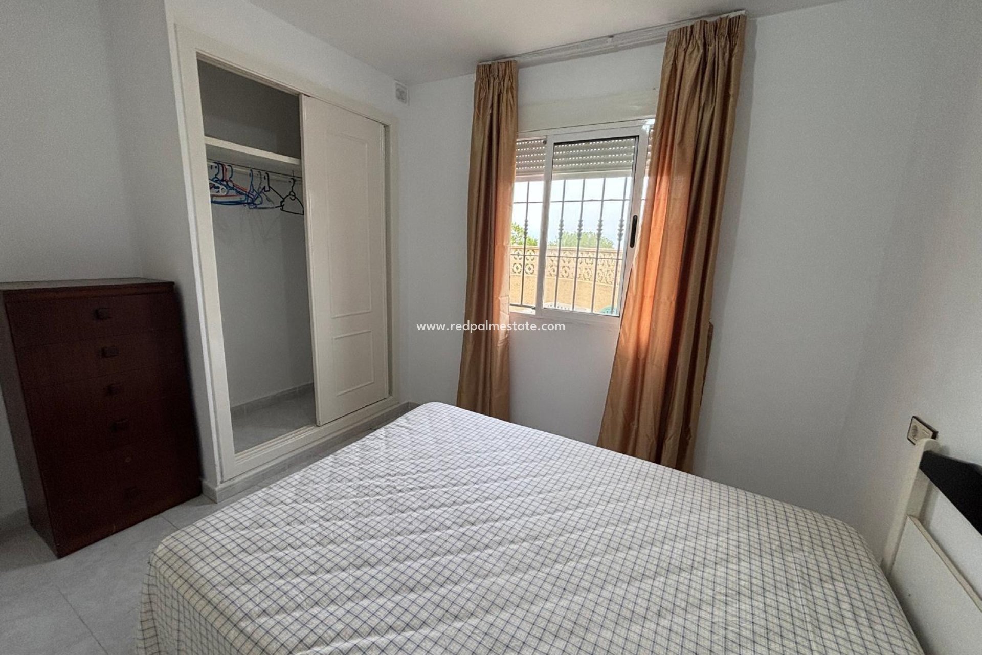 Videresalg - Bungalow -
Torrevieja - La Siesta - El Salado - Torreta