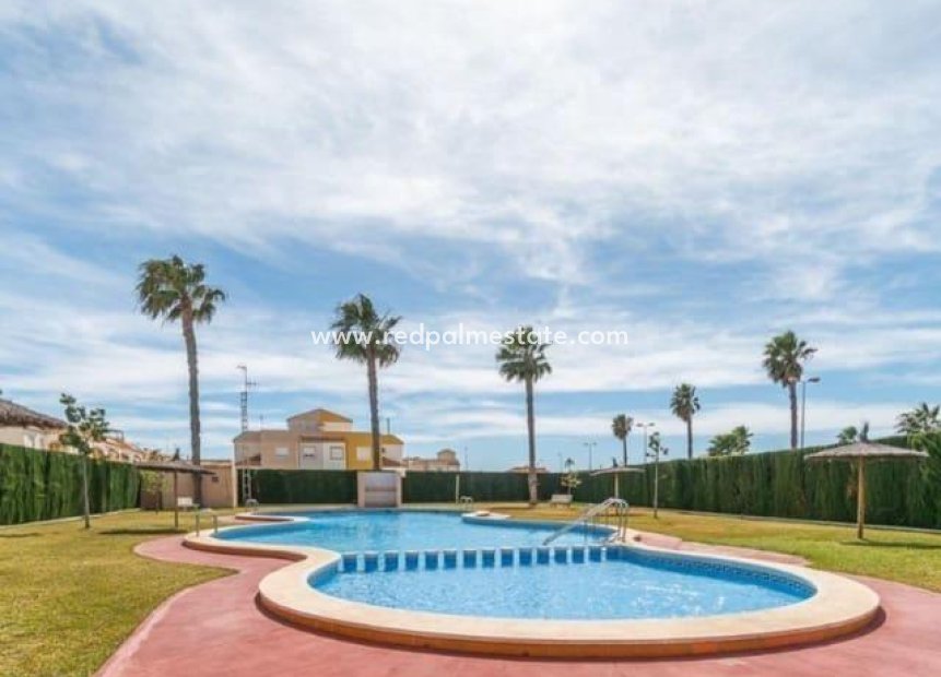 Videresalg - Bungalow -
Torrevieja - La Siesta - El Salado -  Torreta