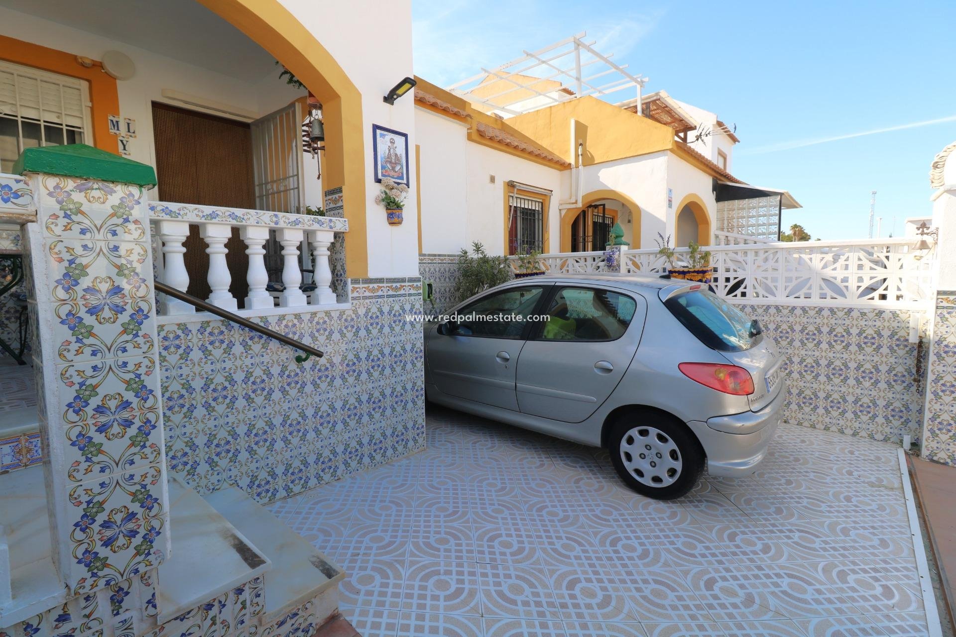 Videresalg - Bungalow -
Torrevieja - La Siesta - El Salado -  Torreta