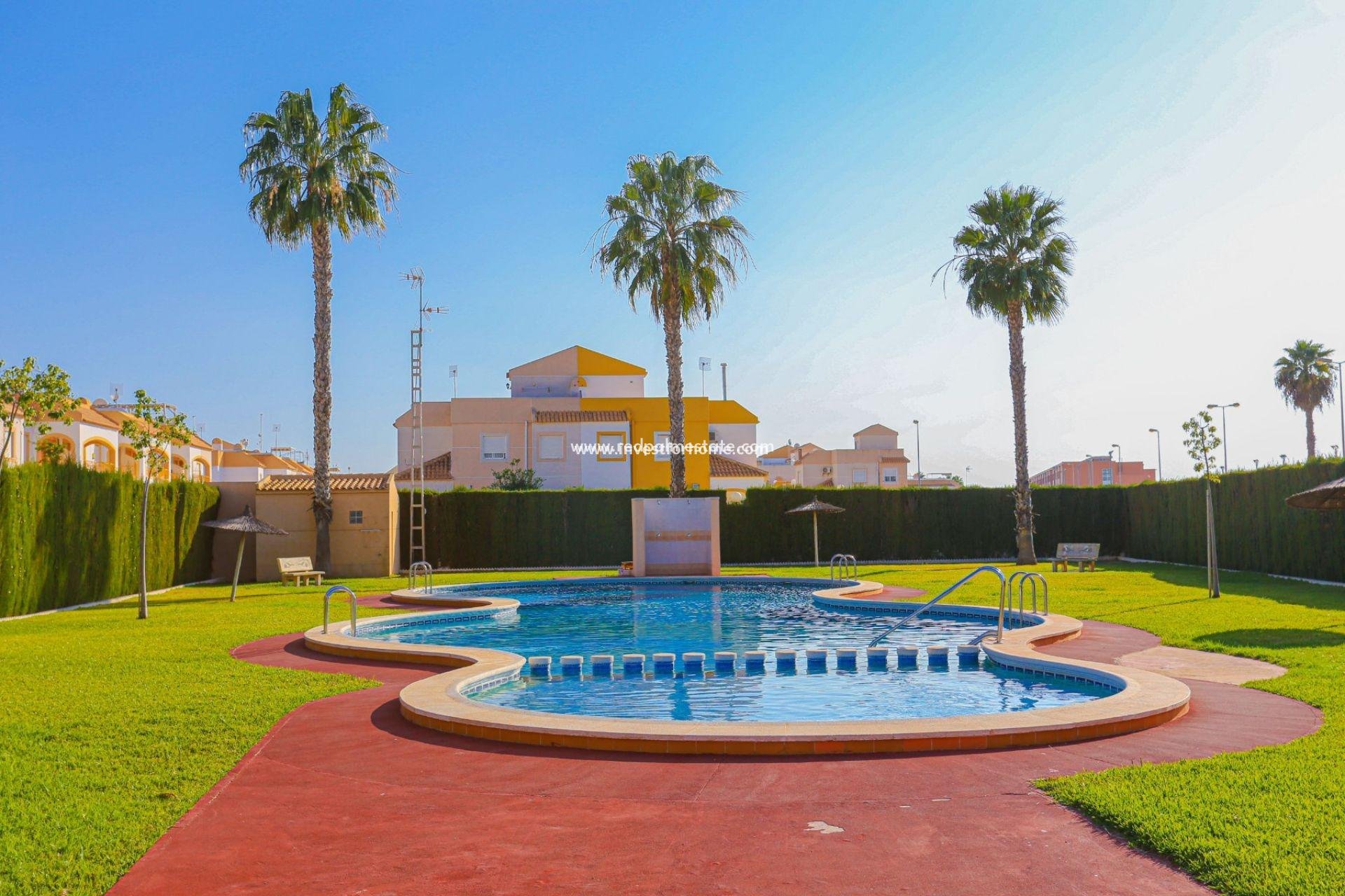 Videresalg - Bungalow -
Torrevieja - La Siesta - El Salado -  Torreta