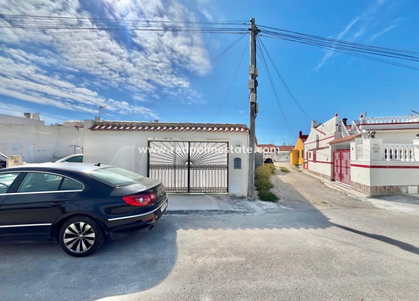 Videresalg - Bungalow -
Torrevieja - La Siesta - El Salado - Torreta