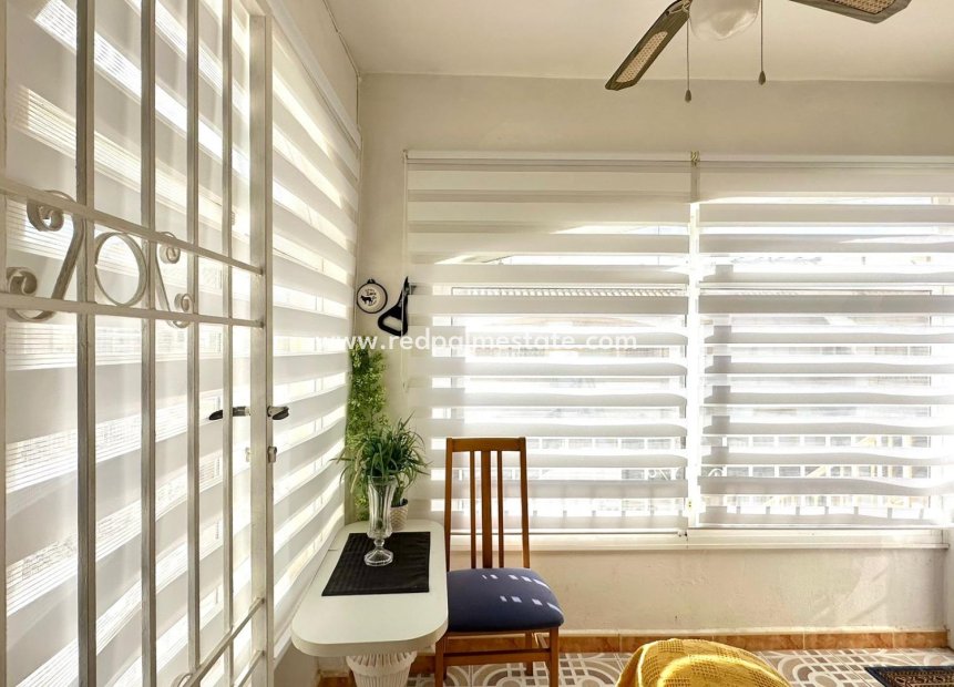 Videresalg - Bungalow -
Torrevieja - La Siesta - El Salado - Torreta