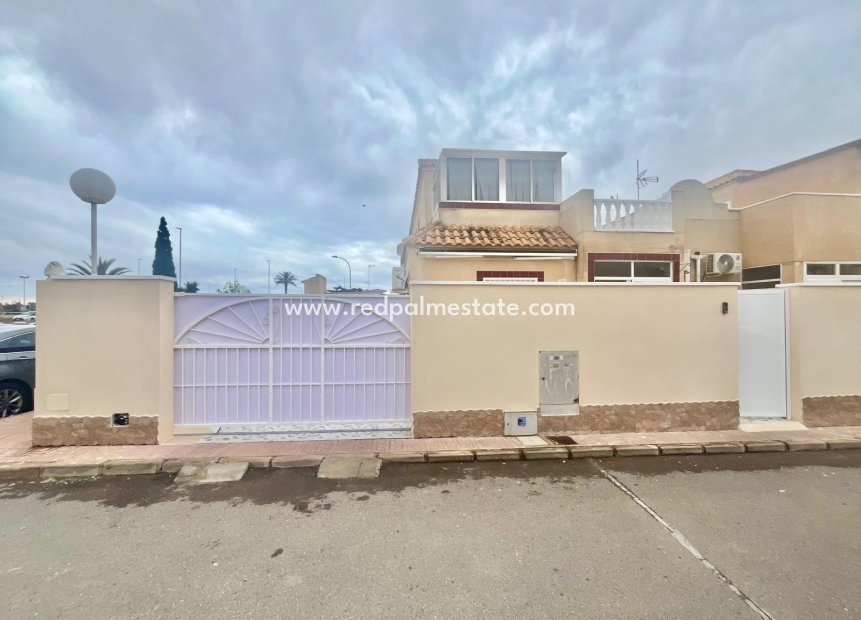Videresalg - Bungalow -
Torrevieja - La Siesta - El Salado -  Torreta