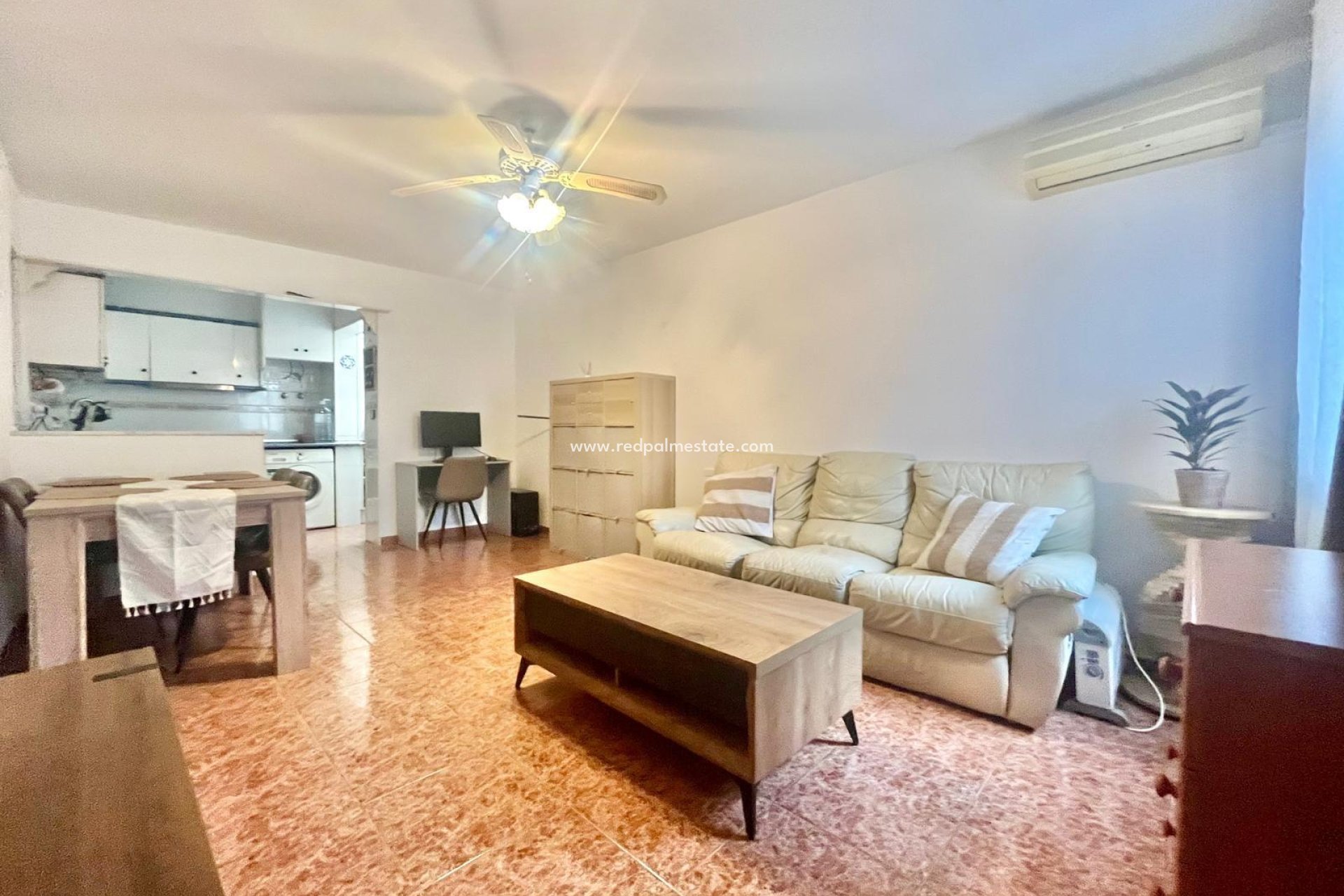 Videresalg - Bungalow -
Torrevieja - La Siesta - El Salado -  Torreta