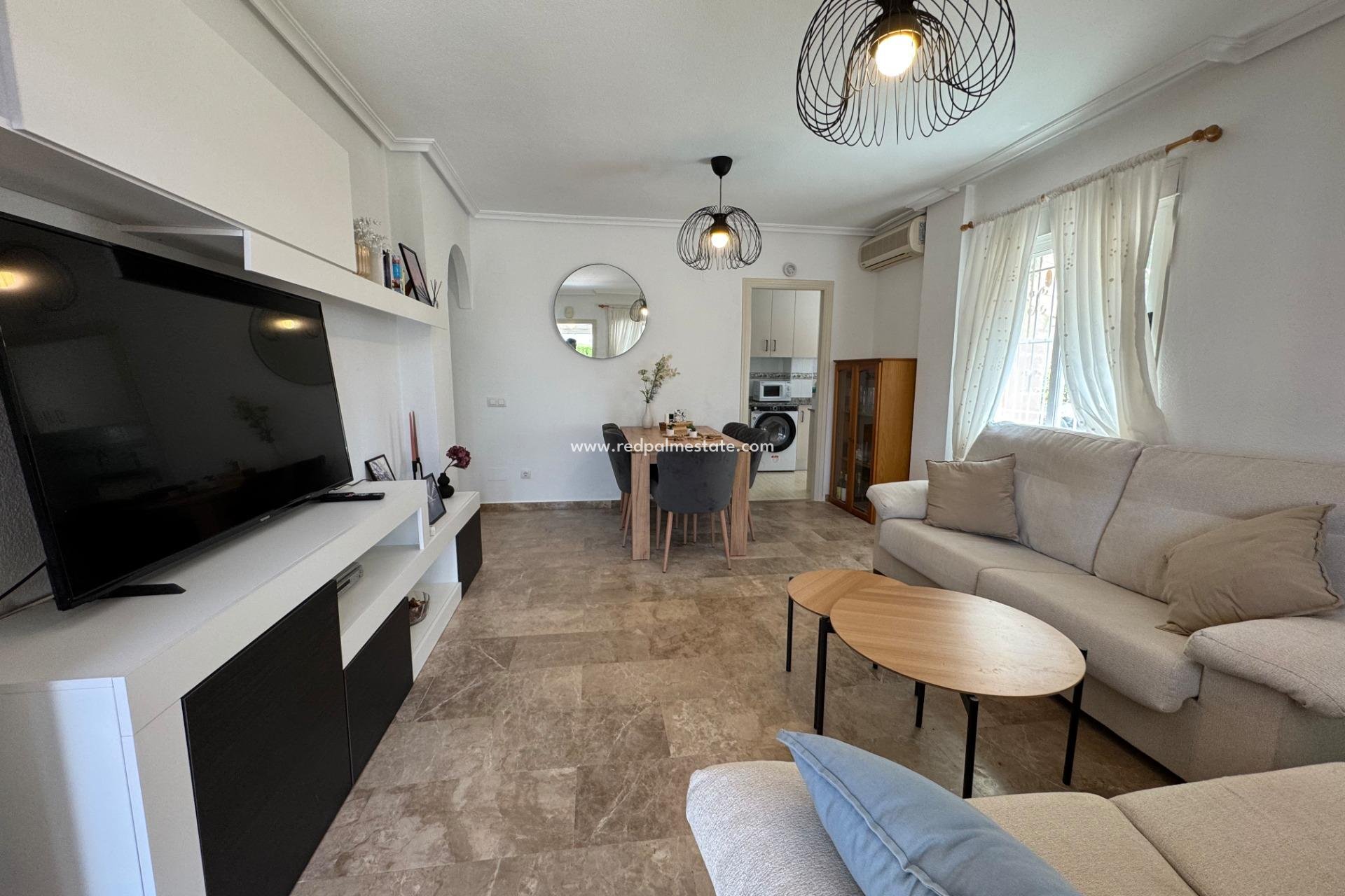 Videresalg - Bungalow -
Torrevieja - La Siesta - El Salado - Torreta