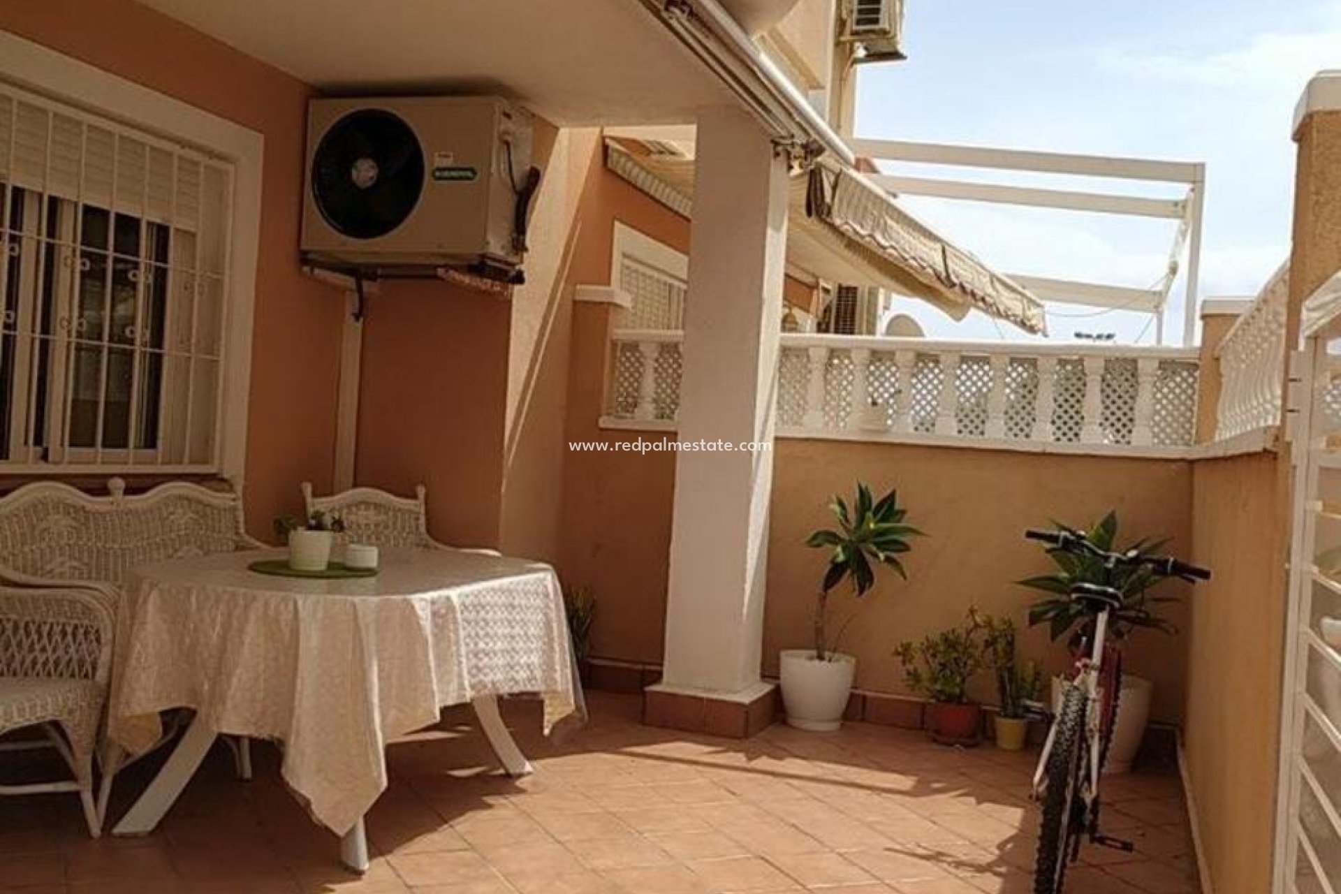 Videresalg - Bungalow -
Torrevieja - La Veleta