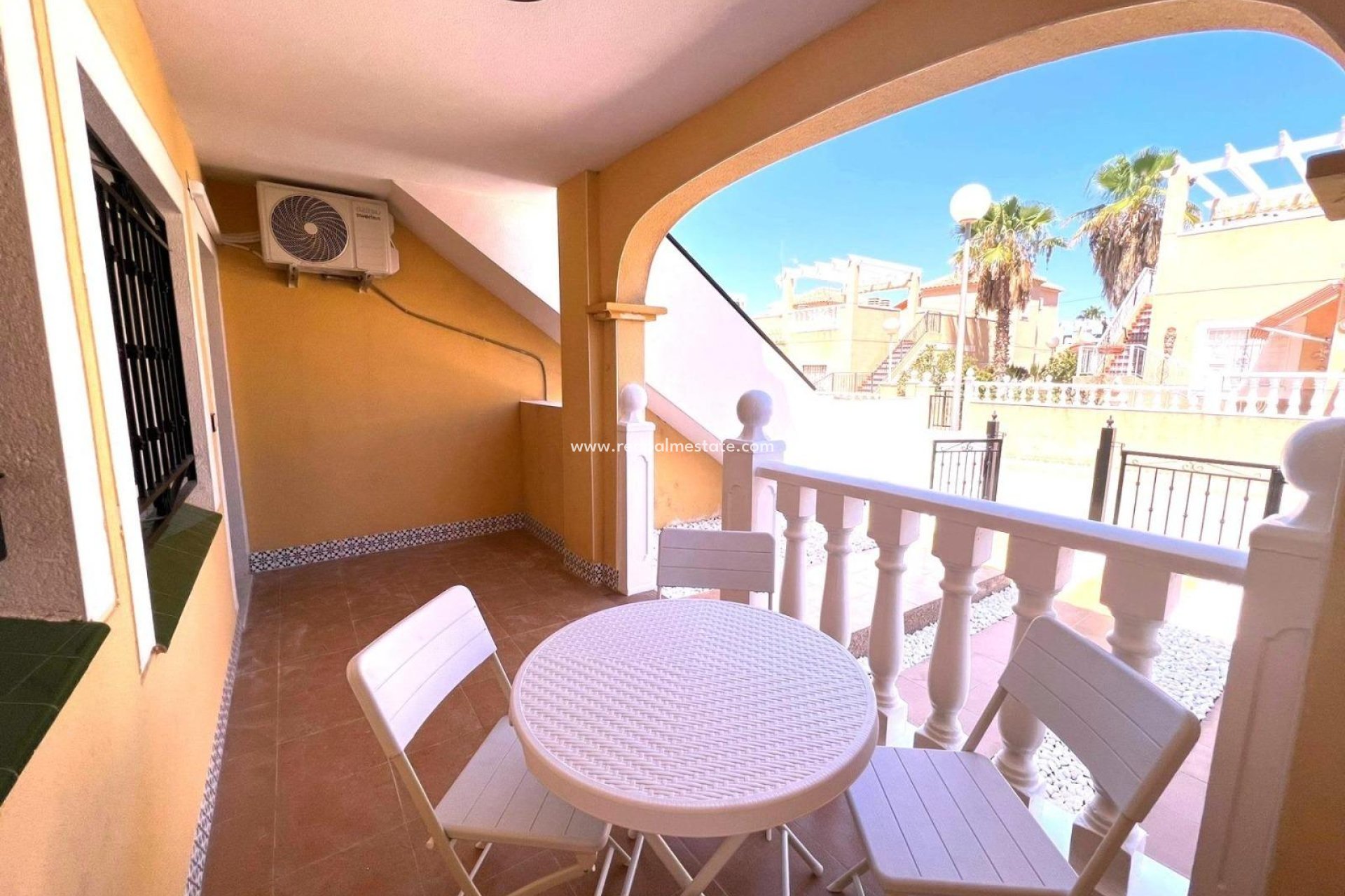 Videresalg - Bungalow -
Torrevieja - Los balcones