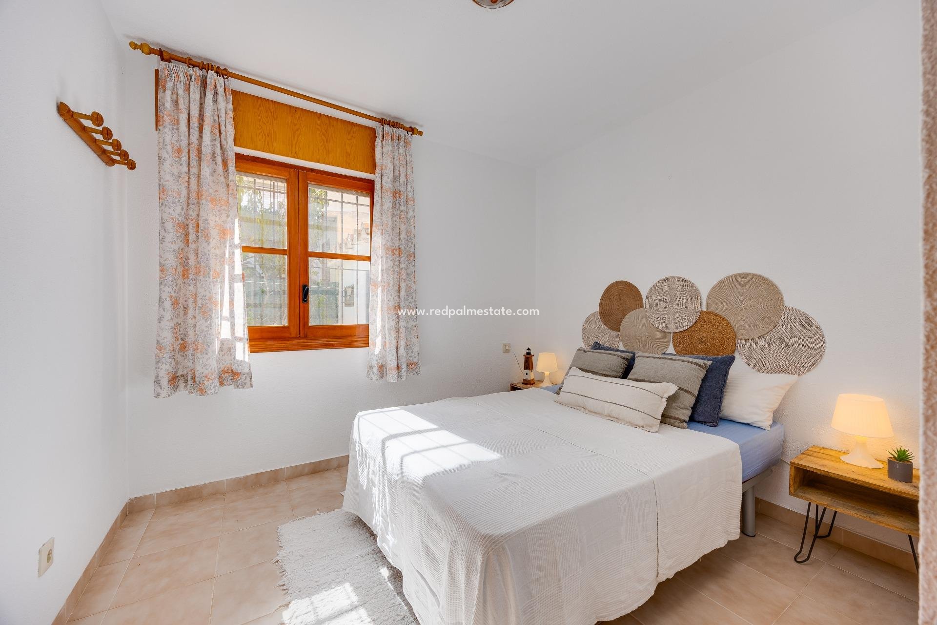 Videresalg - Bungalow -
Torrevieja - Los balcones