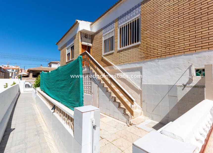 Videresalg - Bungalow -
Torrevieja - Los Europeos