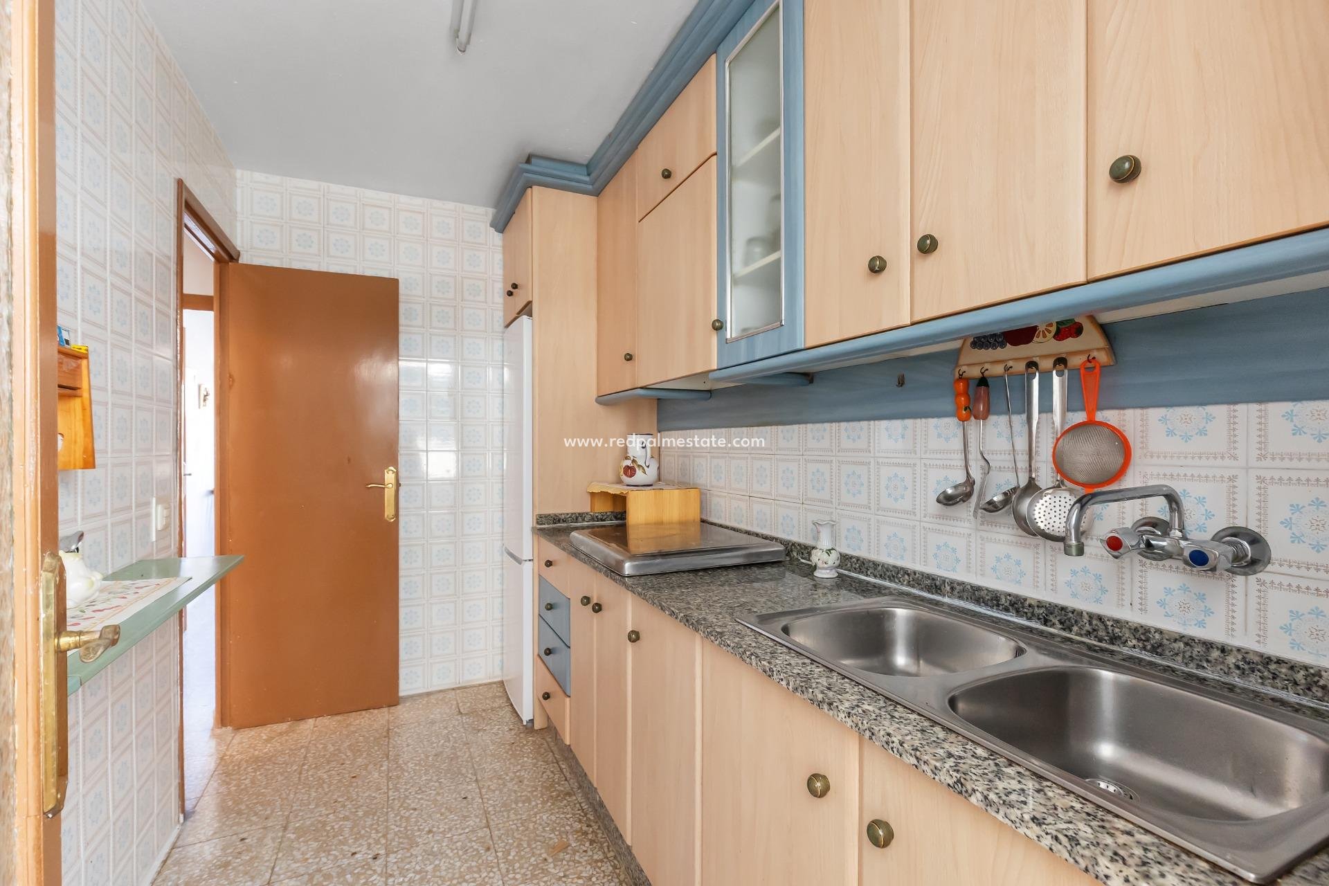 Videresalg - Bungalow -
Torrevieja - Los Europeos
